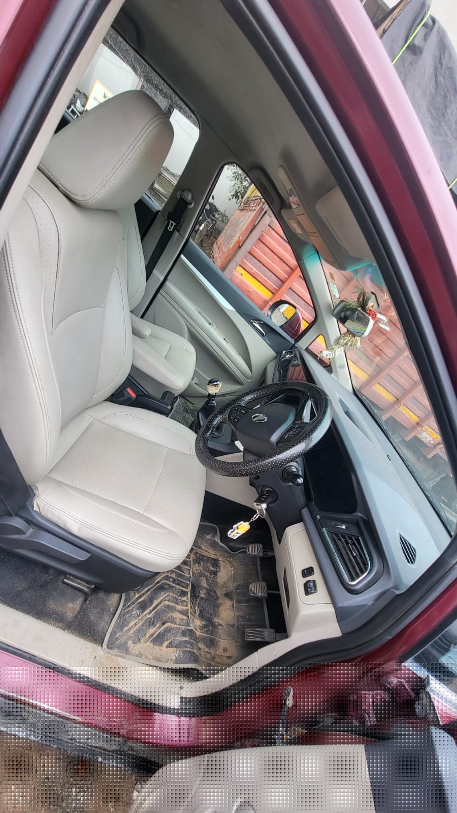 SBI CAR LOAN A/C NO-38019056622 for Sale in NEW DELHI, New Delhi image 2 of 4 in New Delhi, New Delhi | State Bank of India auction property