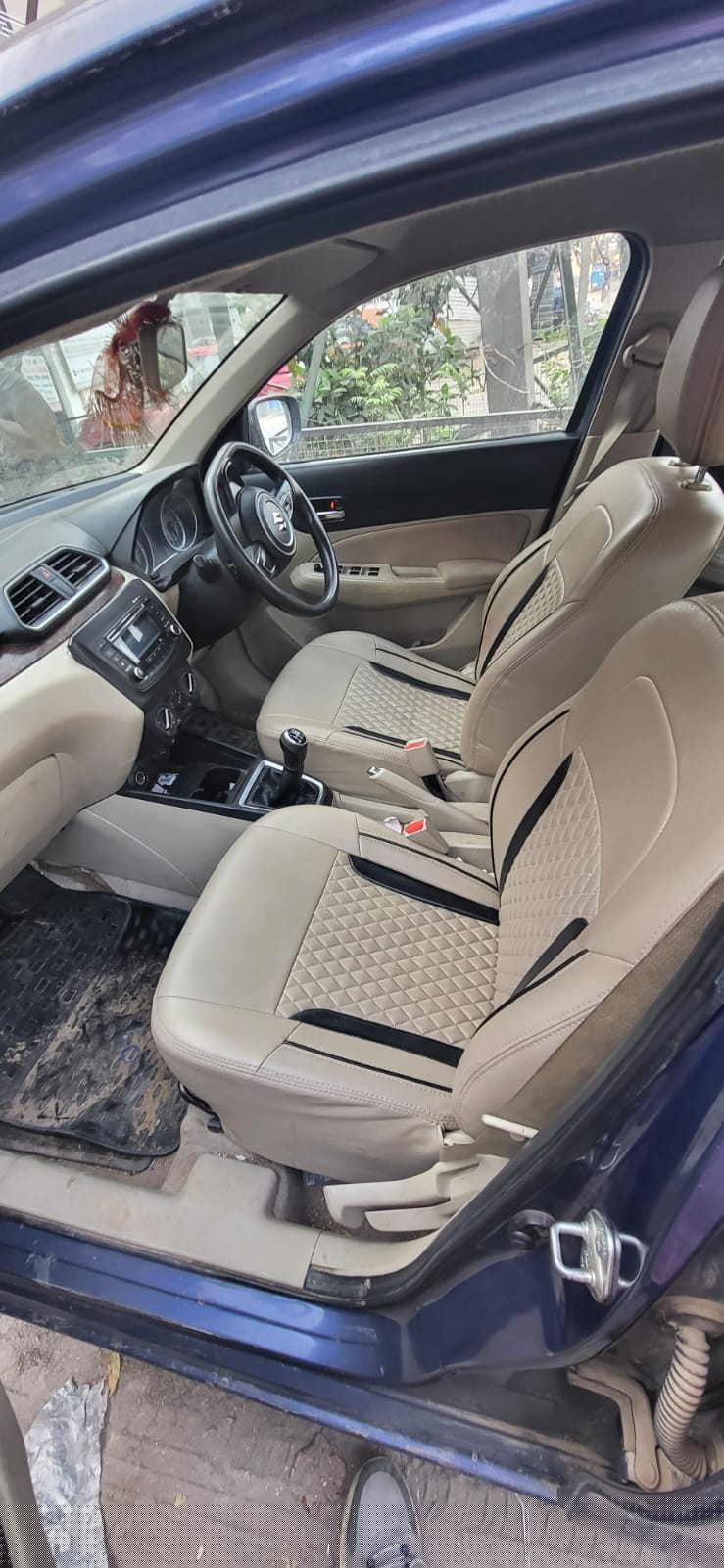 SBI CAR LOAN A/C NO-38006536512 with Outstanding of Rs 6,11,411.00 for Sale in New Delhi, New Delhi image 3 of 7 in New Delhi, New Delhi | State Bank of India auction property