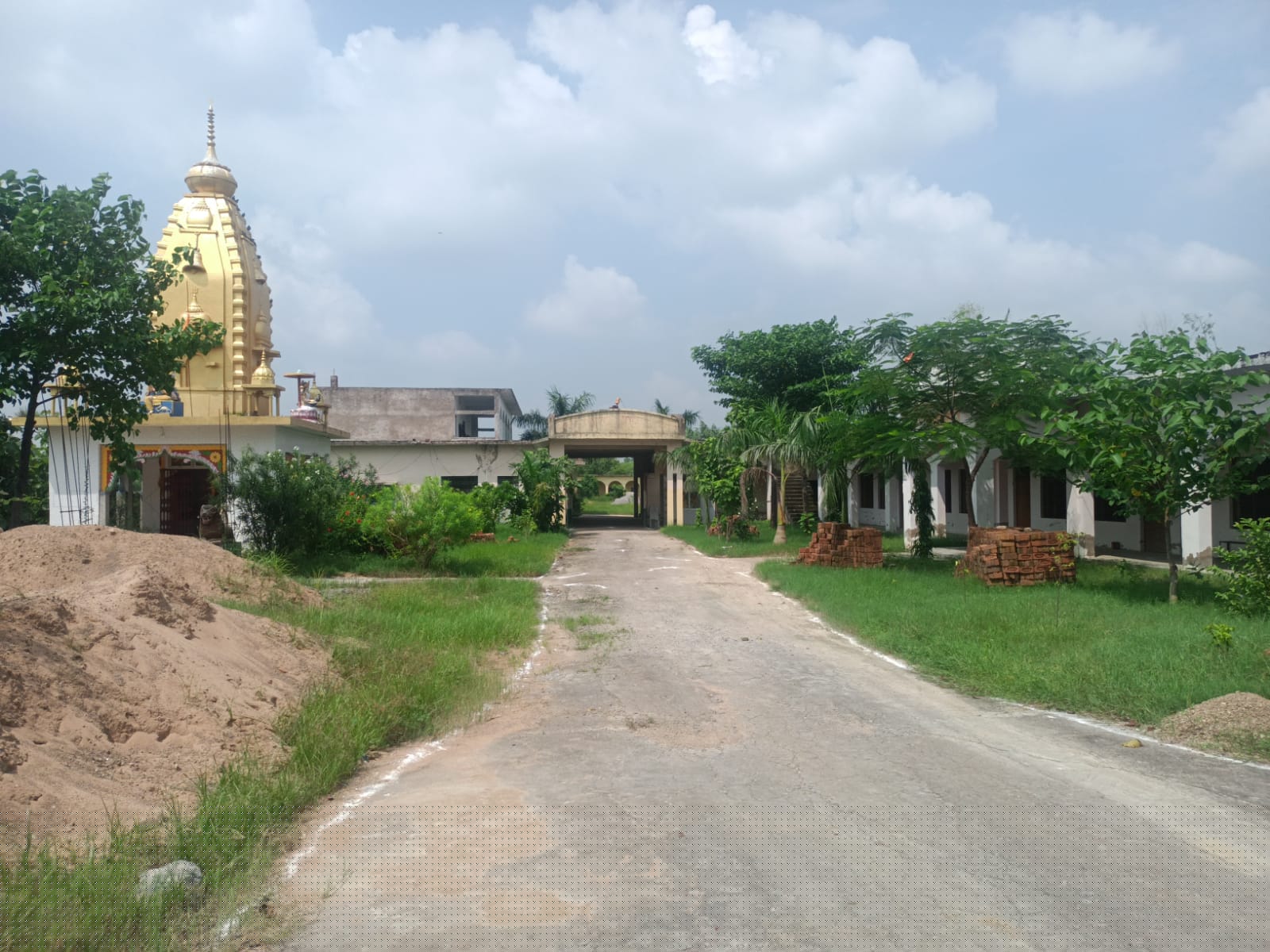 College building for Sale in Banda image 2 of 2 in Banda, Banda | Indian Bank auction property