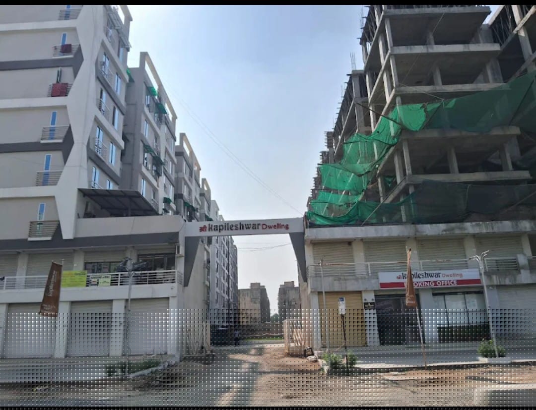 Flat for Sale in SHRI KAPILESHWAR DWELLING, SAYAJIPURA, Vadodara