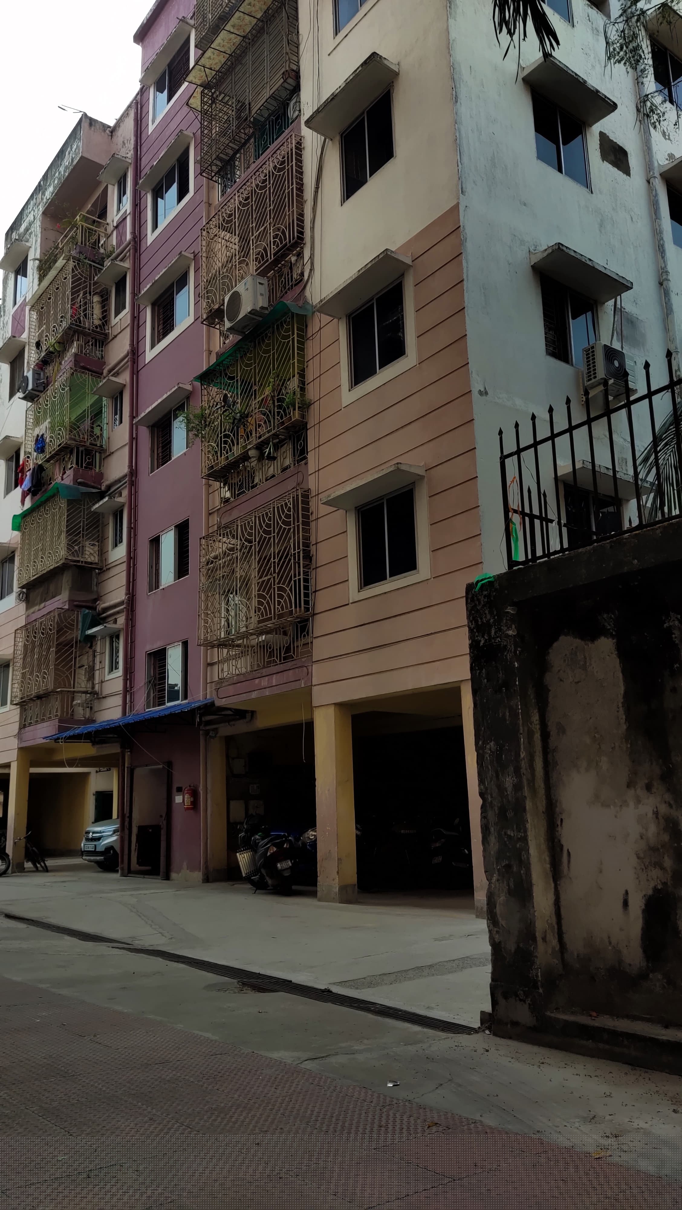 Flat for Sale in Kolkata image 5 of 9 in Kolkata, Kolkata | Central Bank of India auction property