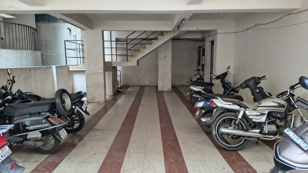 3 BHK Flat for Sale in Radhe Complex, Urban, Rajkot image 9 of 26 in Rajkot, Rajkot | State Bank of India auction property