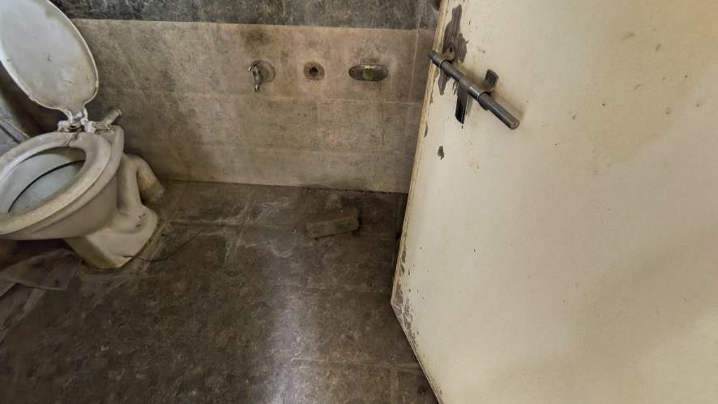 3 BHK Flat for Sale in Radhe Complex, Urban, Rajkot image 14 of 26 in Rajkot, Rajkot | State Bank of India auction property