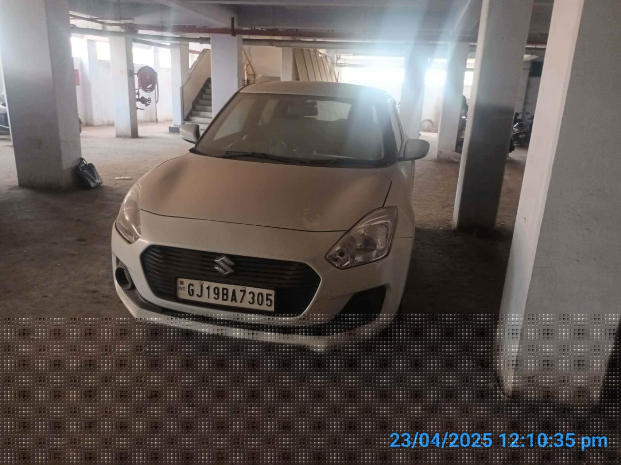 Maruti Suzuki India Ltd.  Car (Model-Maruti Swift VXI- Hatch Back for Sale in Bharuch, Bharuch