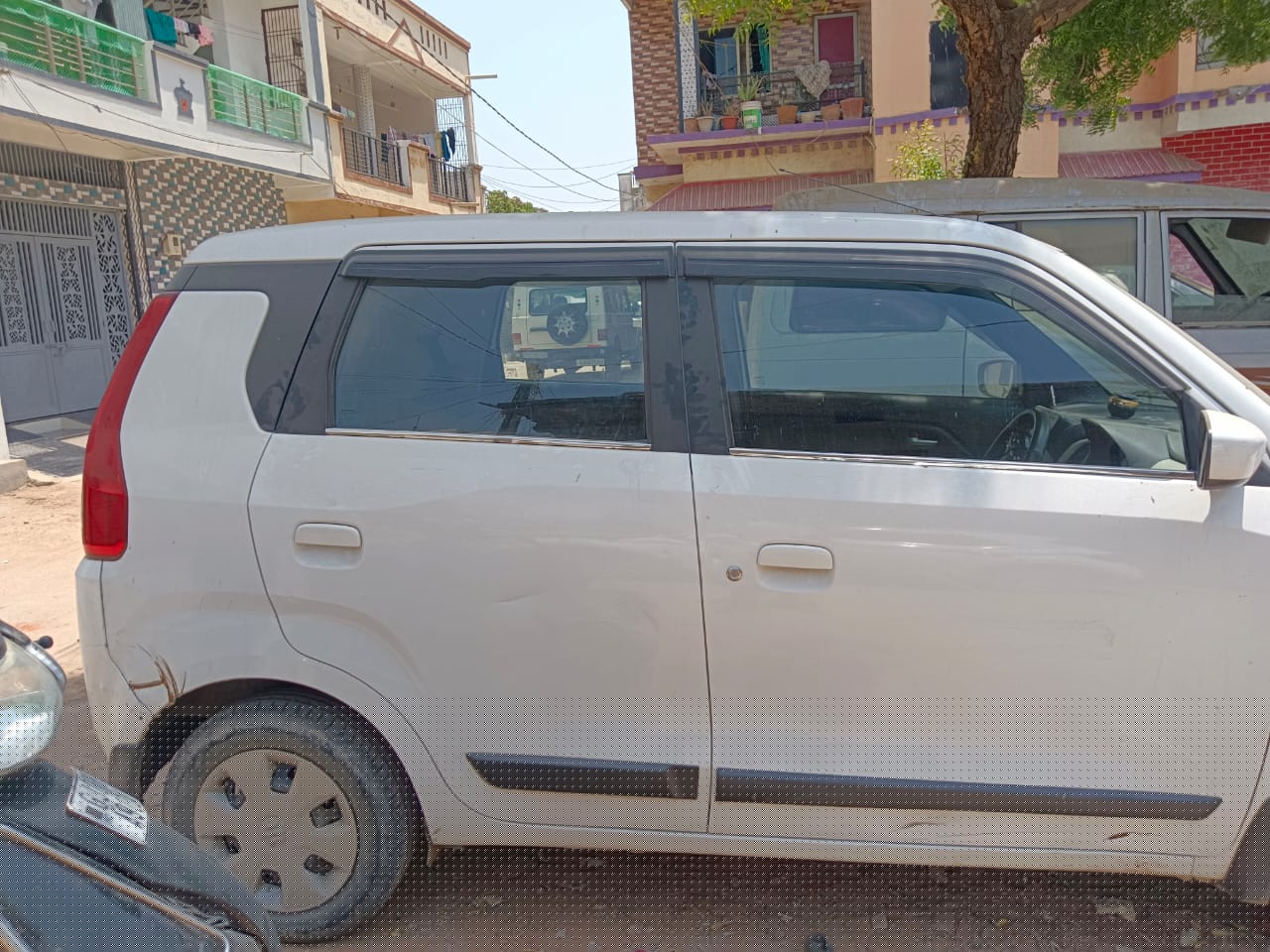 Maruti Suzuki Wagon R 1.2 L VXI  Month & Year of Mfg : August 2019  Reg No : GJ 34B 7446 for Sale in Alikherva image 3 of 4 in Alikherva, Chhotaudepur | Bank of Baroda auction property