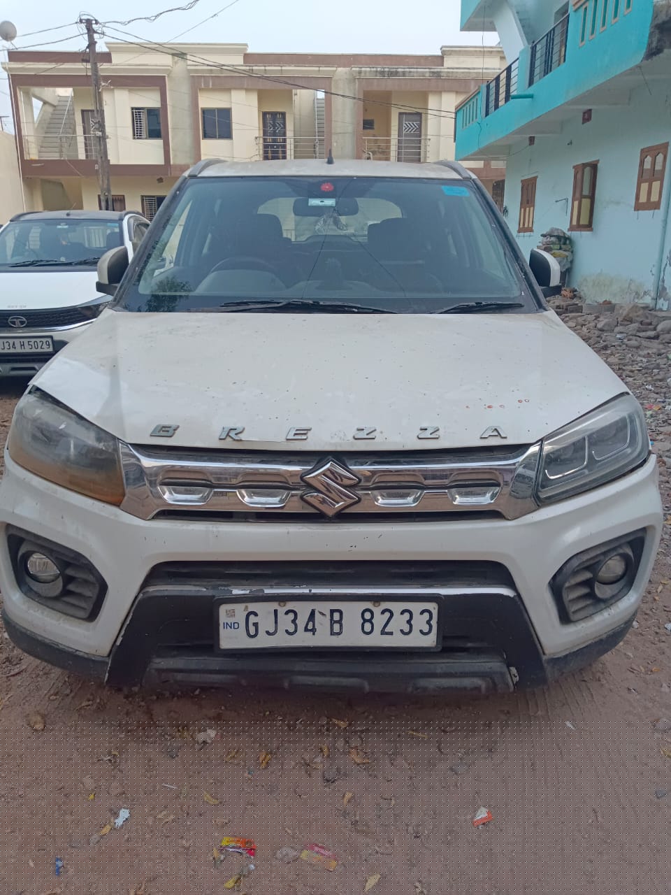 Maruti Suzuki Vitara Brezza ZXI +  Month & Year of Mfg : February 2020  Reg No : GJ 34B 8233 for Sale in Alikherva