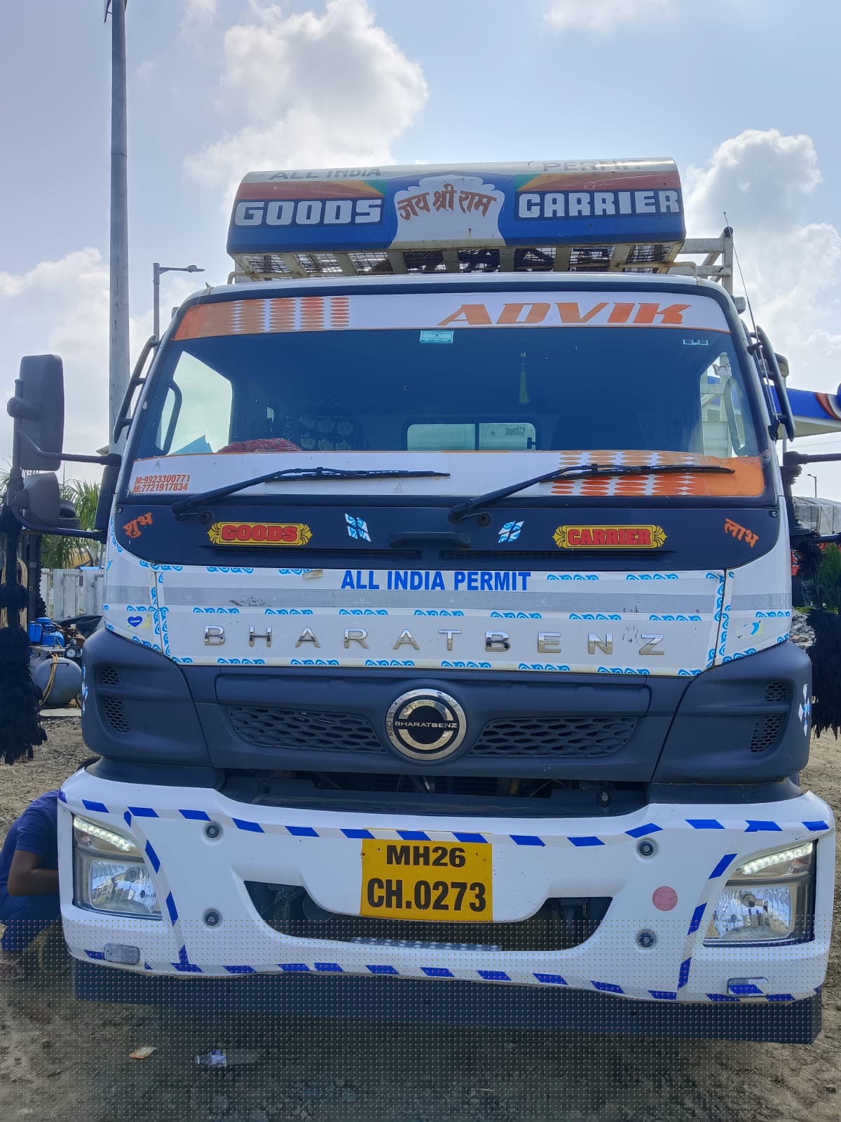 GOODS CARRIER TRUCK for Sale in Nanded