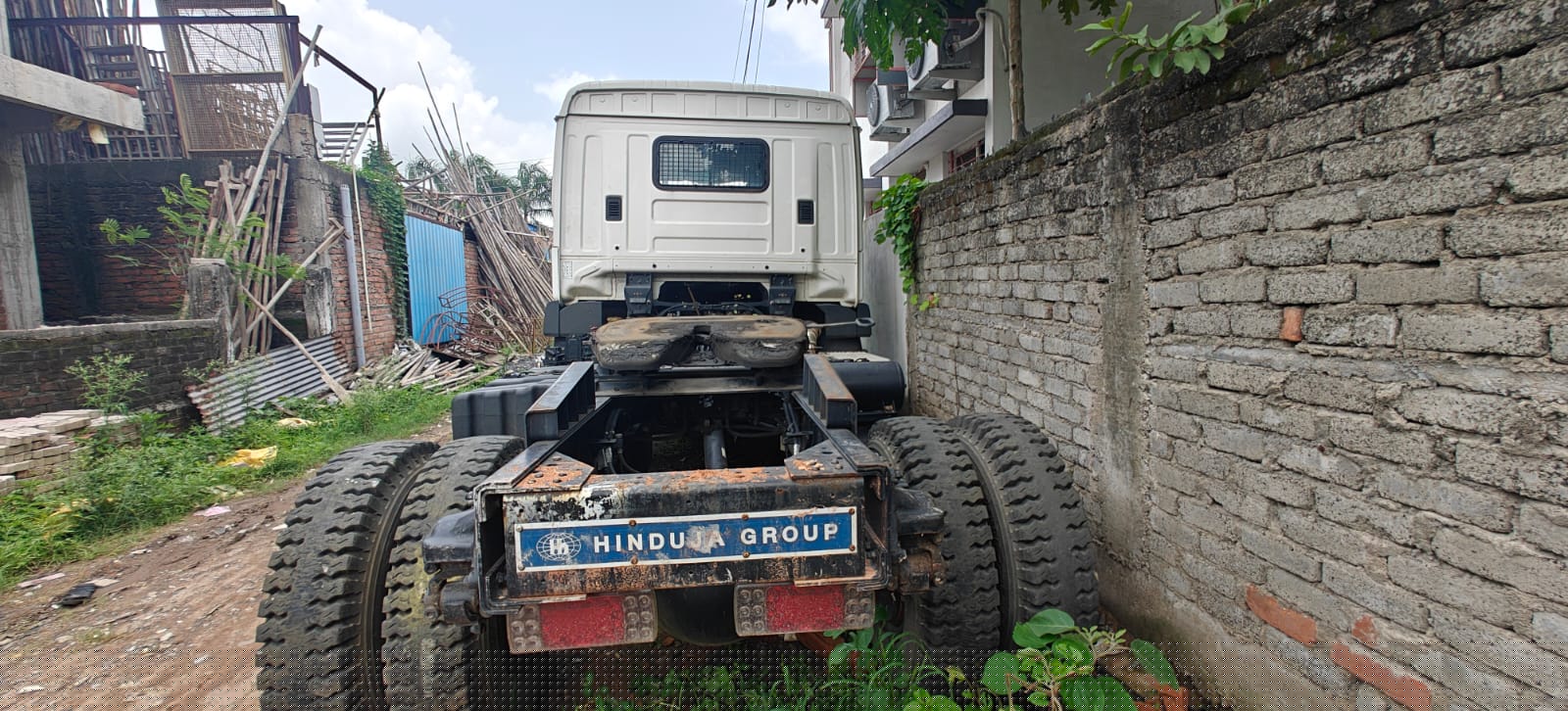 COMMERCIAL VEHICLE for Sale in Nagpur image 3 of 8 in Nagpur, Nagpur | Bank of Baroda auction property