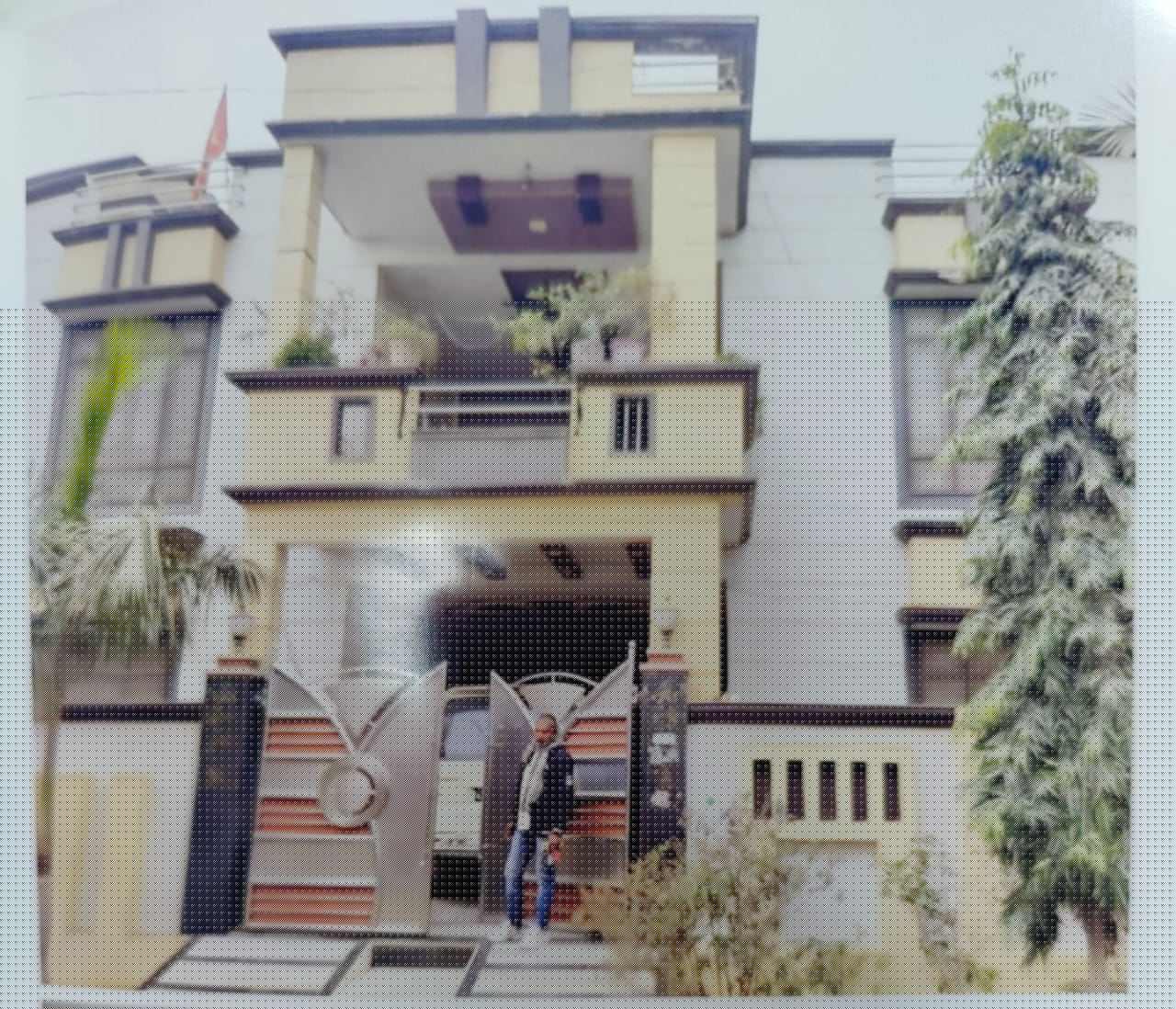 Plot for Sale in Moth