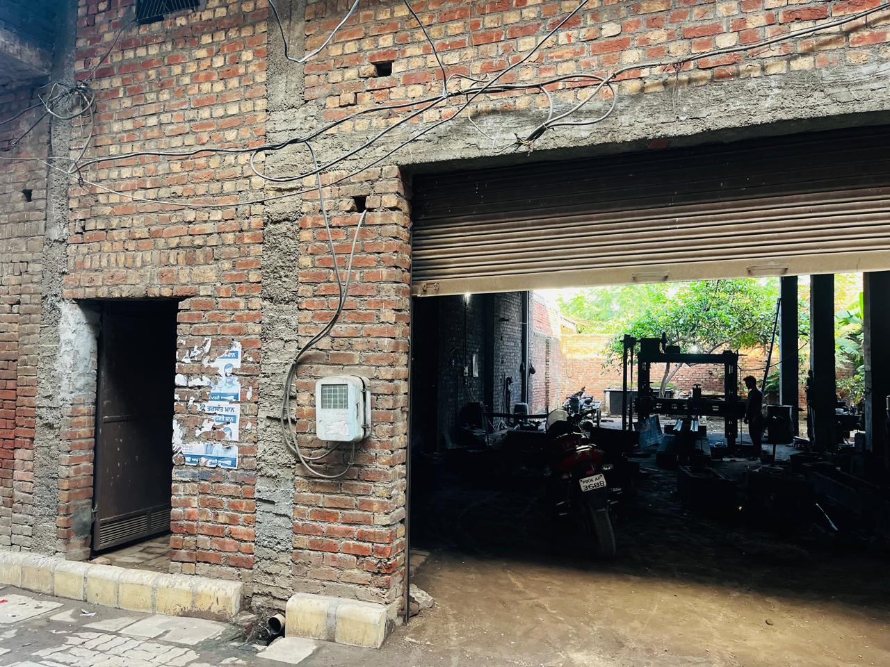 Industrial Plot with Factory Building for Sale in GOBIND NAGAR BATALA, Bungal