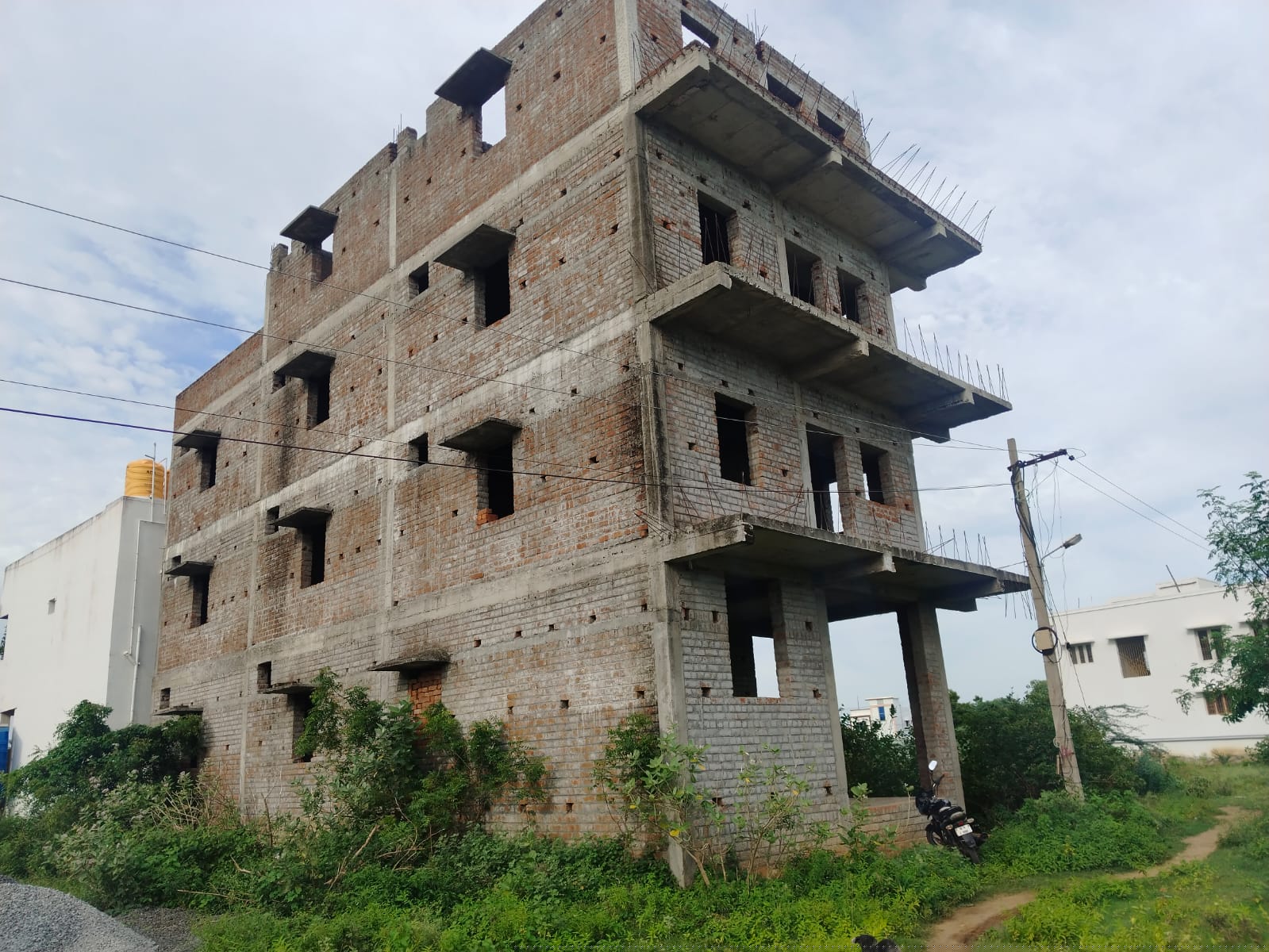Individual House for Sale in Kadambathur
