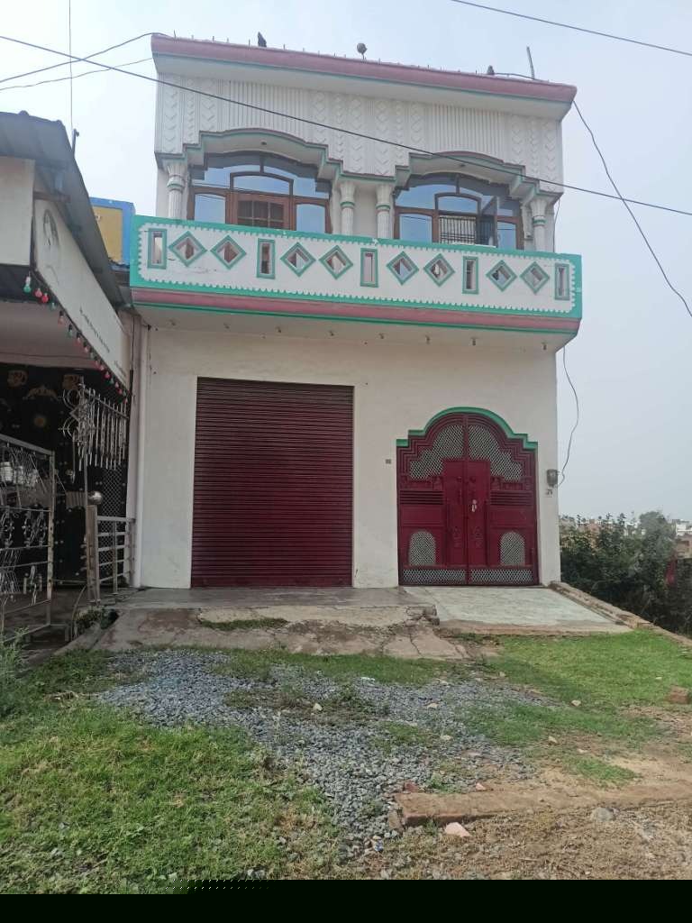 Individual House for Sale in 27°13'8.52"N 79° 0'21.64"E, Mainpuri
