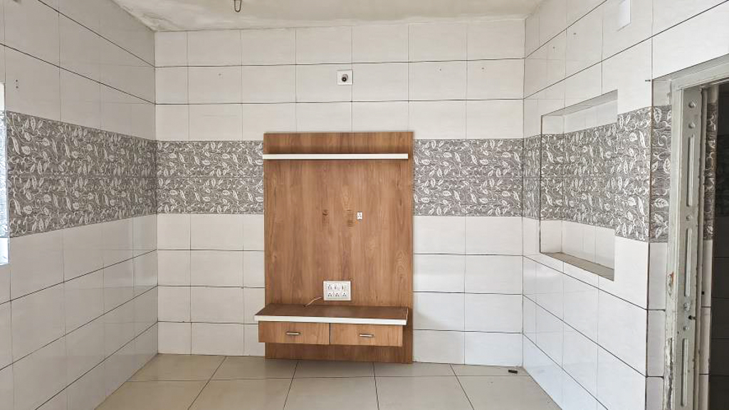 2 BHK Individual House for Sale in Anmol Park, Rajkot, Rajkot image 5 of 11 in Rajkot, Rajkot | State Bank of India auction property