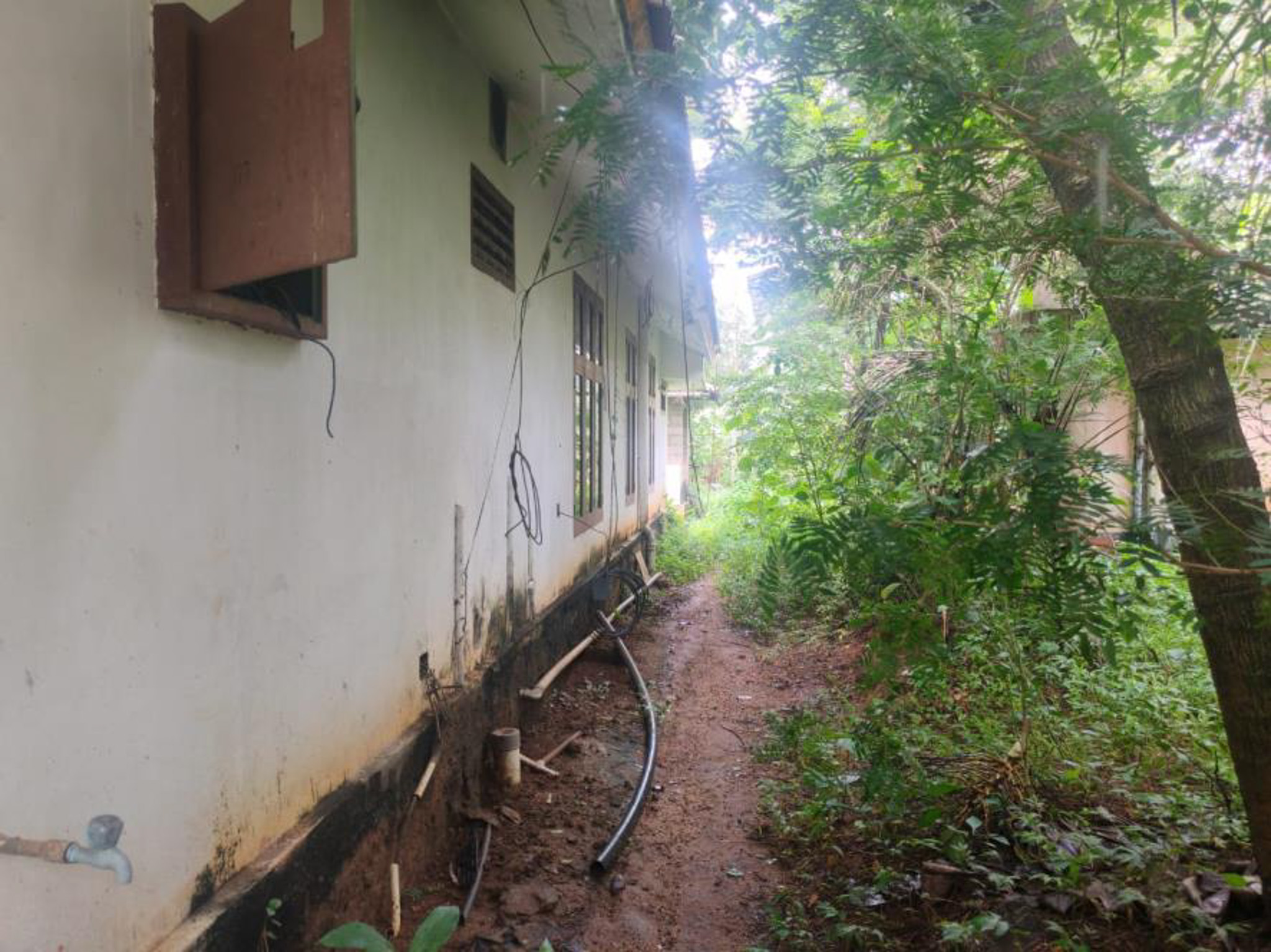 Individual House for Sale in House, Minalur, Killannur image 25 of 25 in Killannur, Thrissur | State Bank of India auction property
