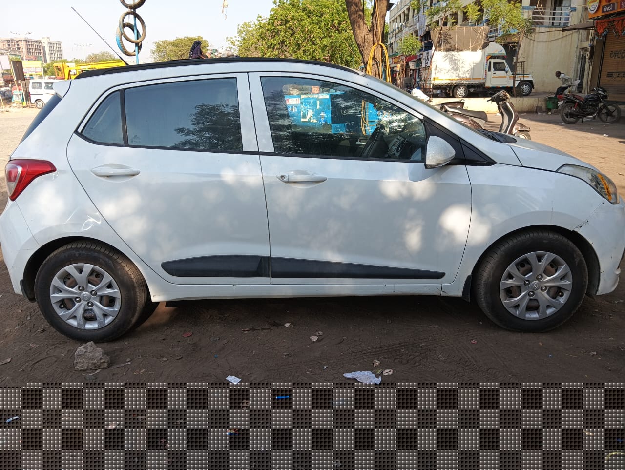 Vehicle Loan for Sale in Deesa, Deesa image 2 of 2 in Deesa, Banaskantha | Bank of India auction property