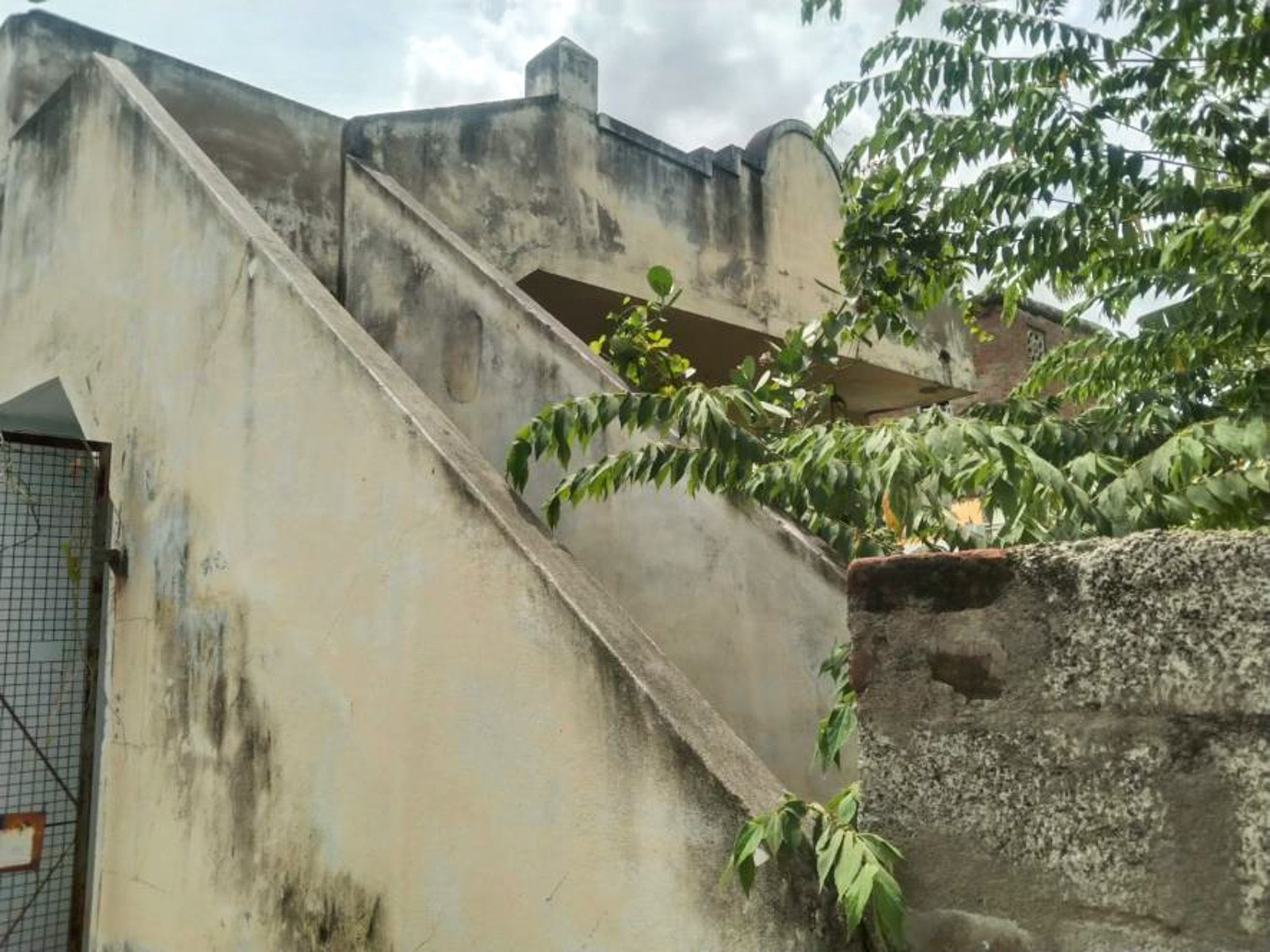 Individual House for Sale in P Mariyammal, KARUR, Karur image 7 of 10 in Karur, Karur | State Bank of India auction property