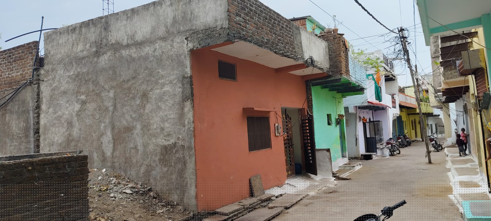 Individual House for Sale in Bina