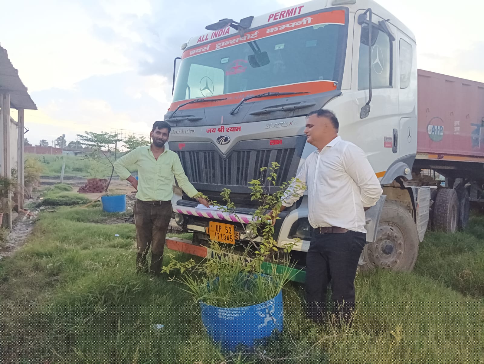 COMMERCIAL VEHICLE TRUCK 22 WHEELS for Sale in GORAKHPUR, GIDA Gorakhpur image 2 of 2 in GIDA Gorakhpur, Gorakhpur | Bank of Baroda auction property