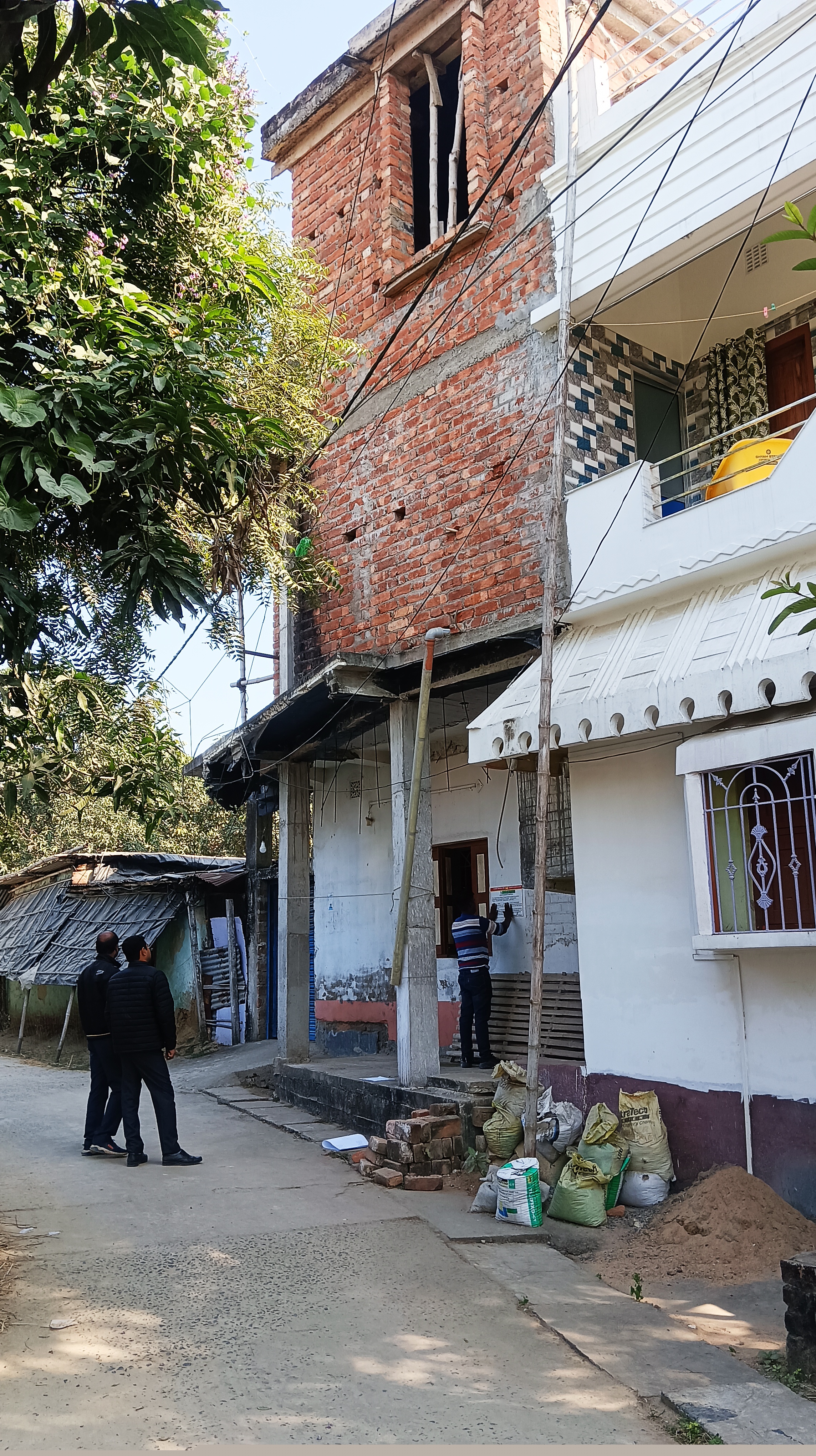 Individual House for Sale in Gangarampur image 4 of 5 in Gangarampur, Dakshin Dinajpur | Punjab National Bank auction property
