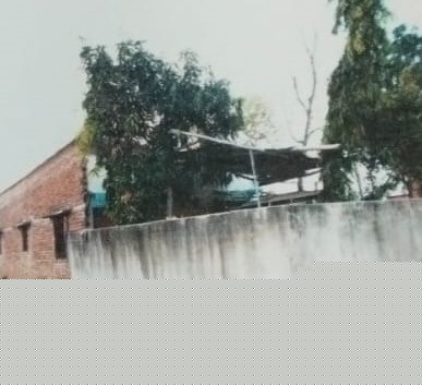 Godowns for Sale in Hata