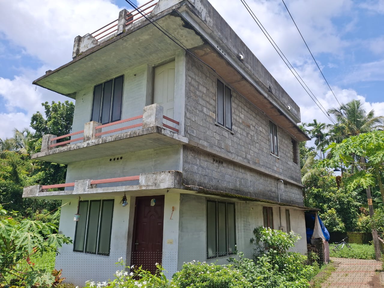 Individual House for Sale in PULLAZHY, THRISSUR, Adat