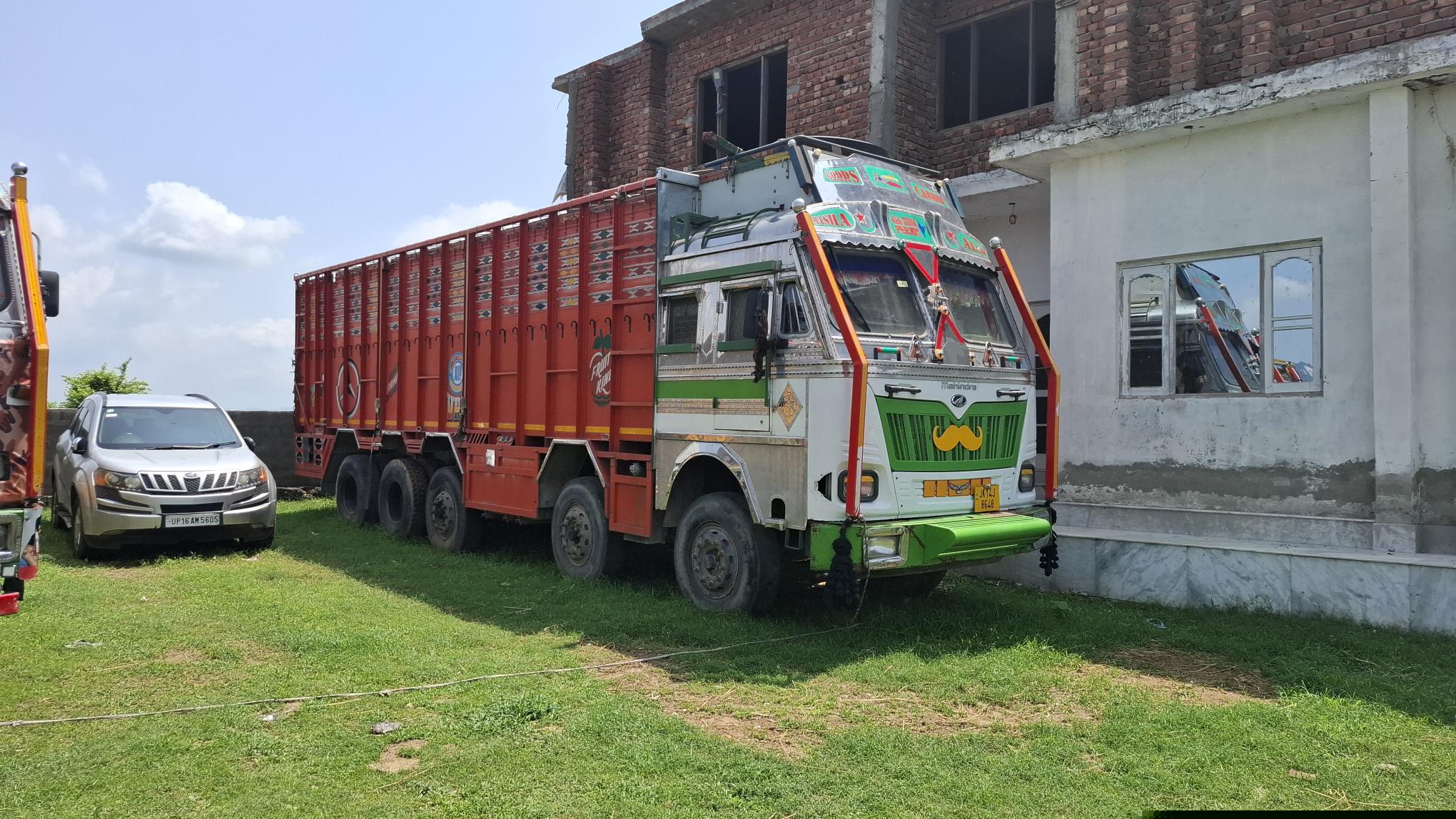 MAHINDRA BLAZO42 HL BS6 P 67 CW TRUCK for Sale in karlah, Chenani image 2 of 2, Cuttack | Bank of India auction property