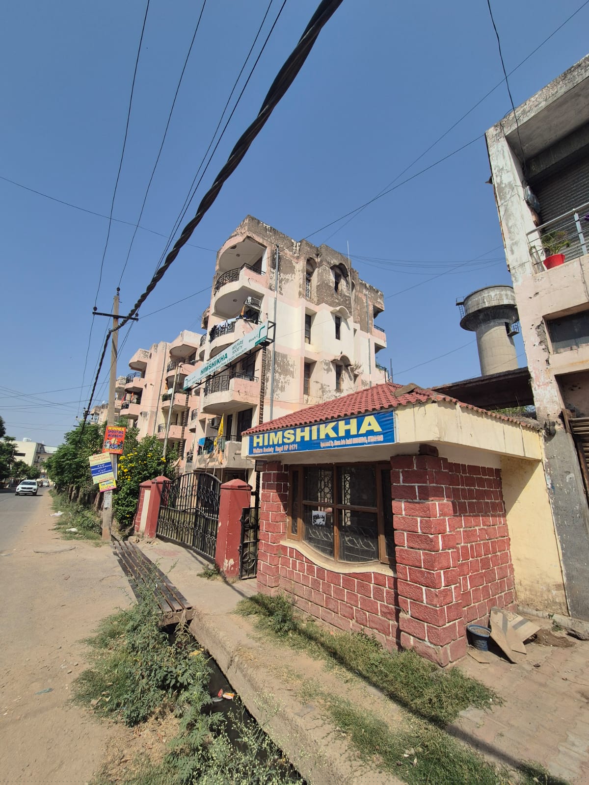 Flat for Sale in Housing Board Colony, Baddi image 3 of 3 in Baddi, Solan | UCO Bank auction property