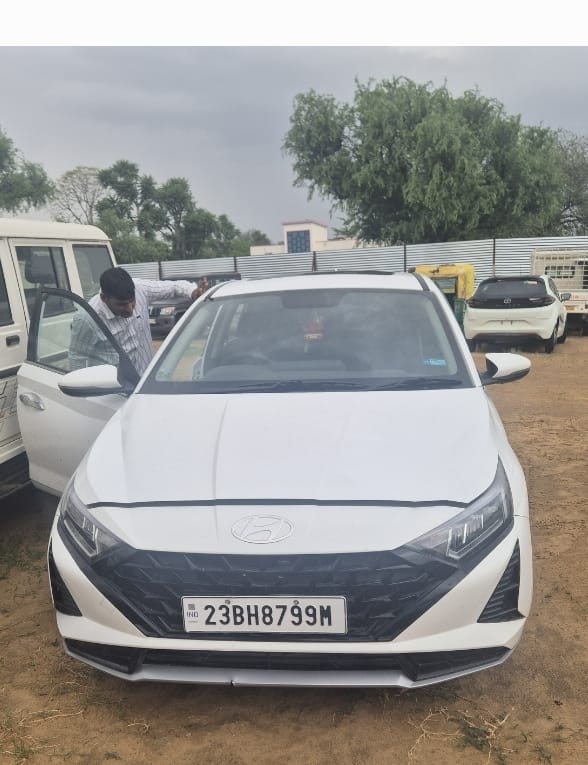 State Bank of India Auctions for Vehicle Auctions property in Sikar, Rajasthan
