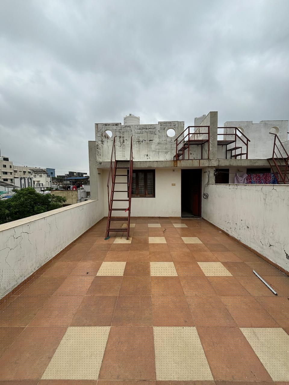 IDBI Bank Auctions for Residential property in Ahmedabad, Gujarat image 3 of 3 in Ahmedabad, Ahmedabad | IDBI Bank auction property