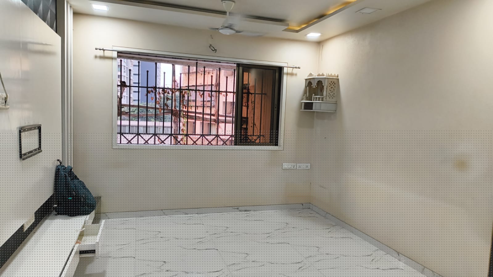 IDBI Bank Auctions for Residential property in Mumbai, Maharashtra image 2 of 7 in Mumbai, Mumbai | IDBI Bank auction property