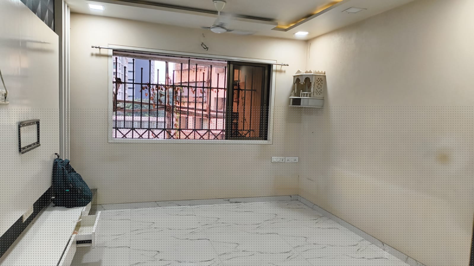 IDBI Bank Auctions for Residential property in Mumbai, Maharashtra image 2 of 7 in Mumbai, Mumbai | IDBI Bank auction property