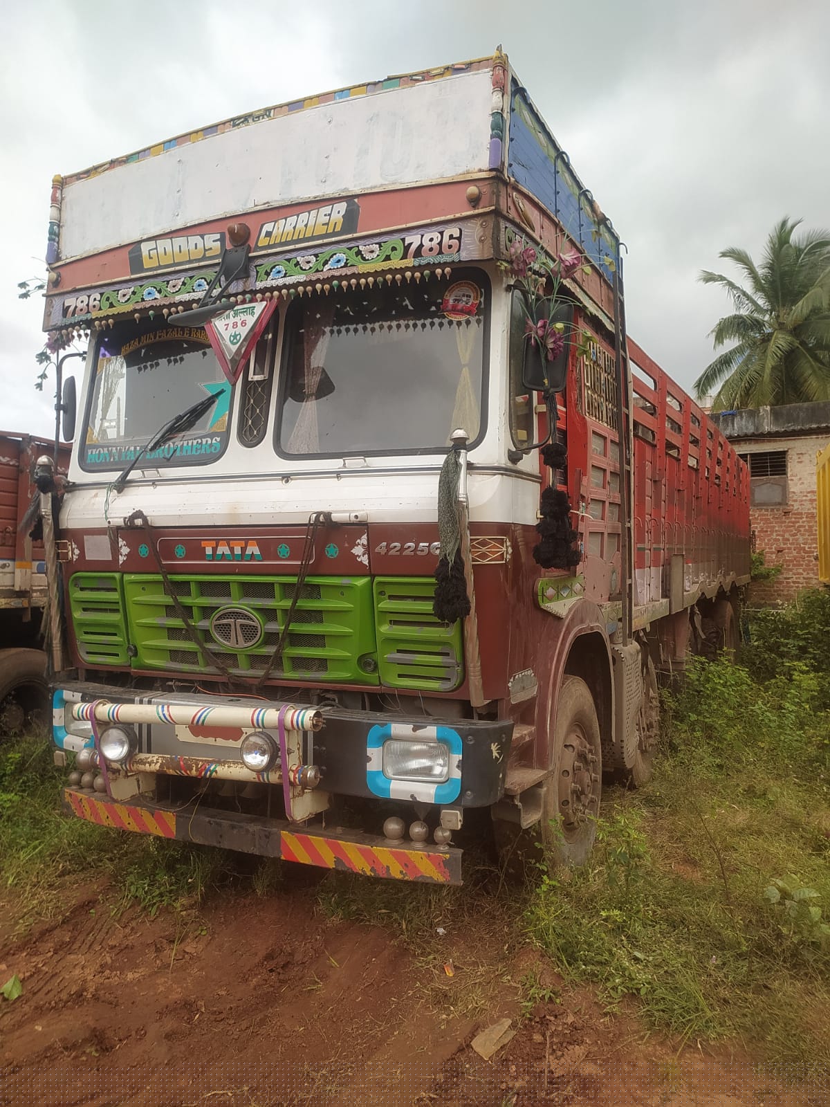 Bank of Baroda Auctions for undefined property in Dharwad, Karnataka