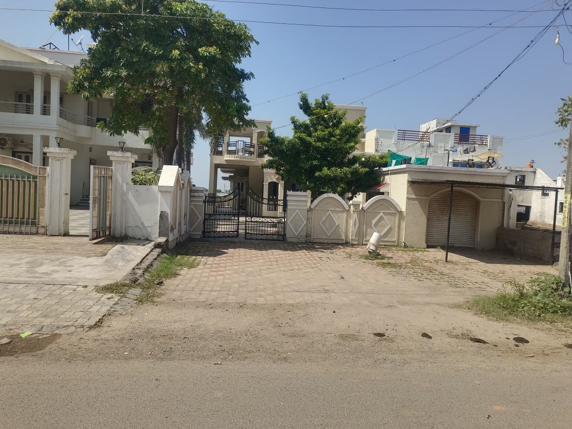 Punjab National Bank Auctions for Residential property in Sabarkantha, Gujarat image 2 of 2 in Himmatnagar, Sabarkantha | Punjab National Bank auction property