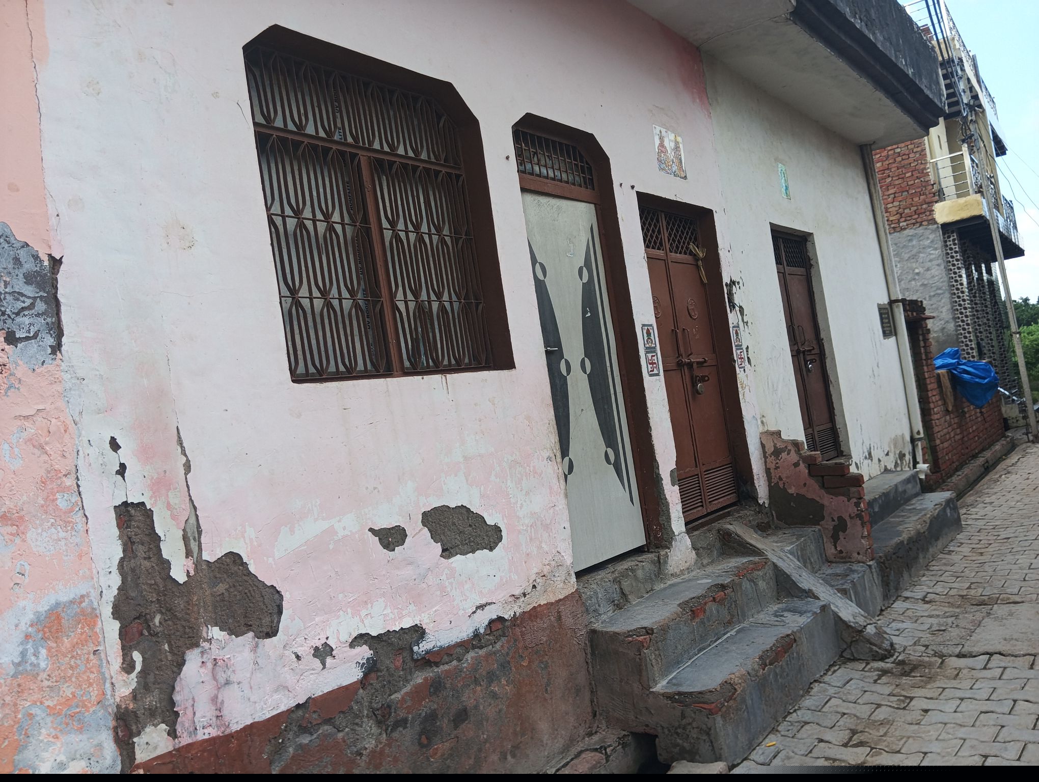Punjab National Bank Auctions for Residential property in Hathras, Uttar Pradesh image 4 of 5 in Sasni, Hathras | Punjab National Bank auction property