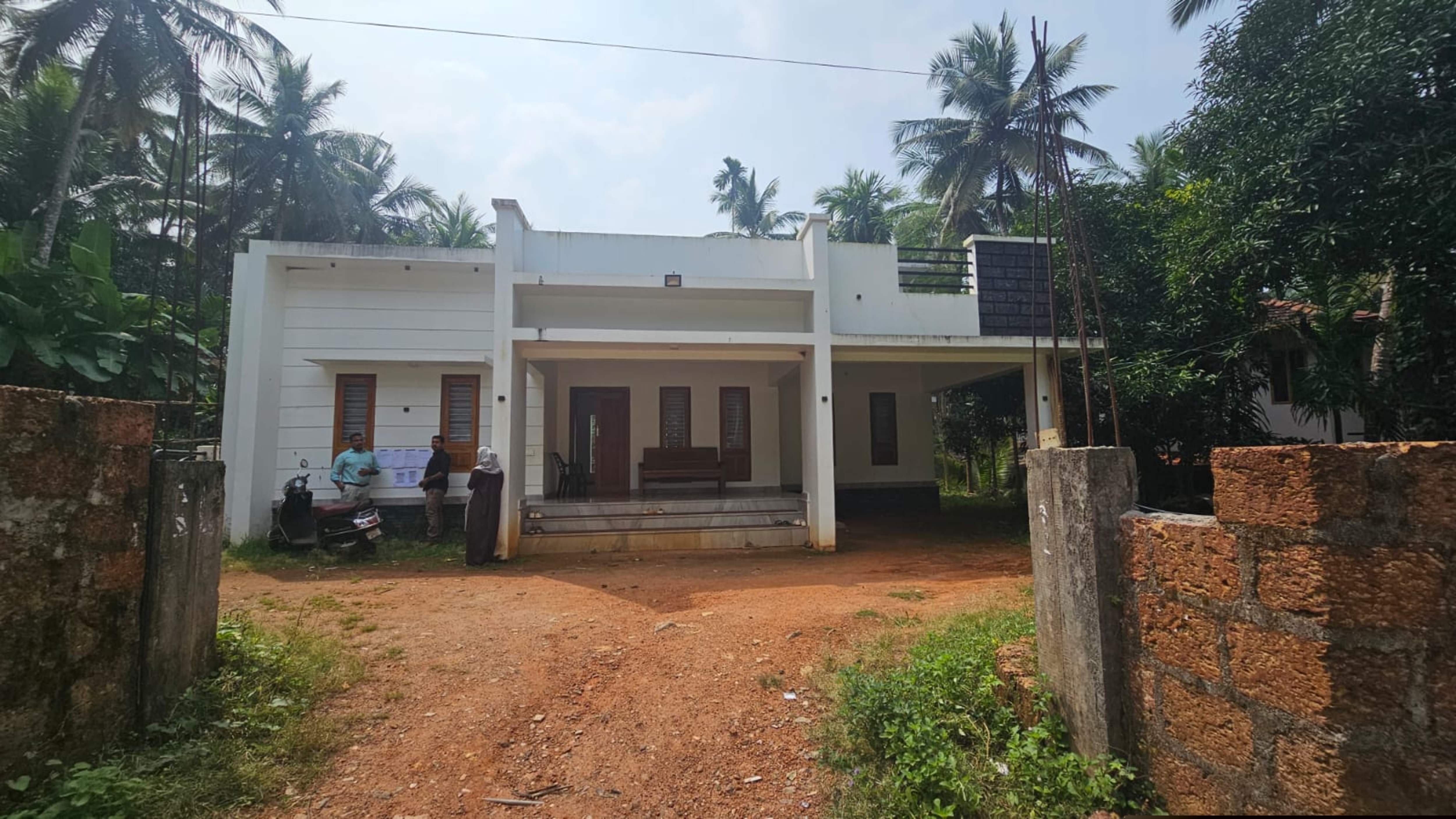 Punjab National Bank Auctions for Residential property in Kozhikode, Kerala image 2 of 7 in Eravattur, Kozhikode | Punjab National Bank auction property