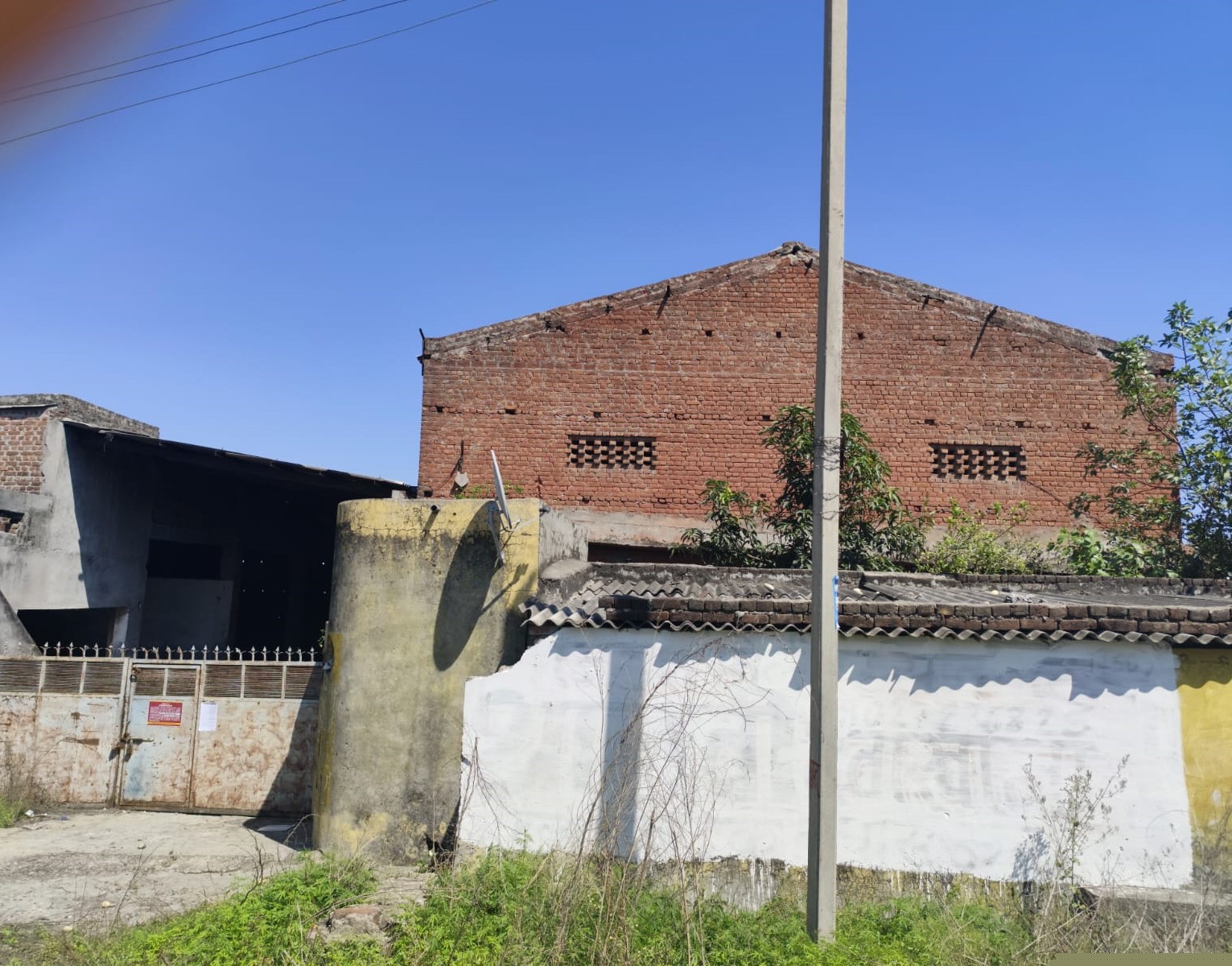 Punjab National Bank Auctions for Residential property in Una, Himachal Pradesh image 2 of 3 in Tahliwala Industrial Area, Una | Punjab National Bank auction property
