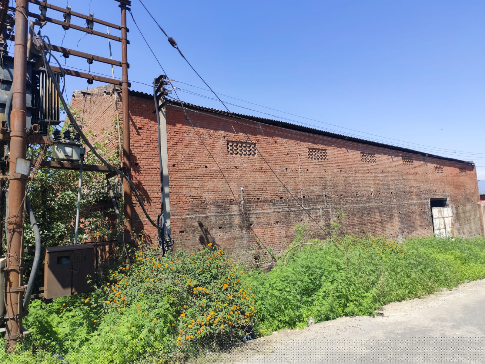 Punjab National Bank Auctions for Residential property in Una, Himachal Pradesh image 3 of 3 in Tahliwala Industrial Area, Una | Punjab National Bank auction property