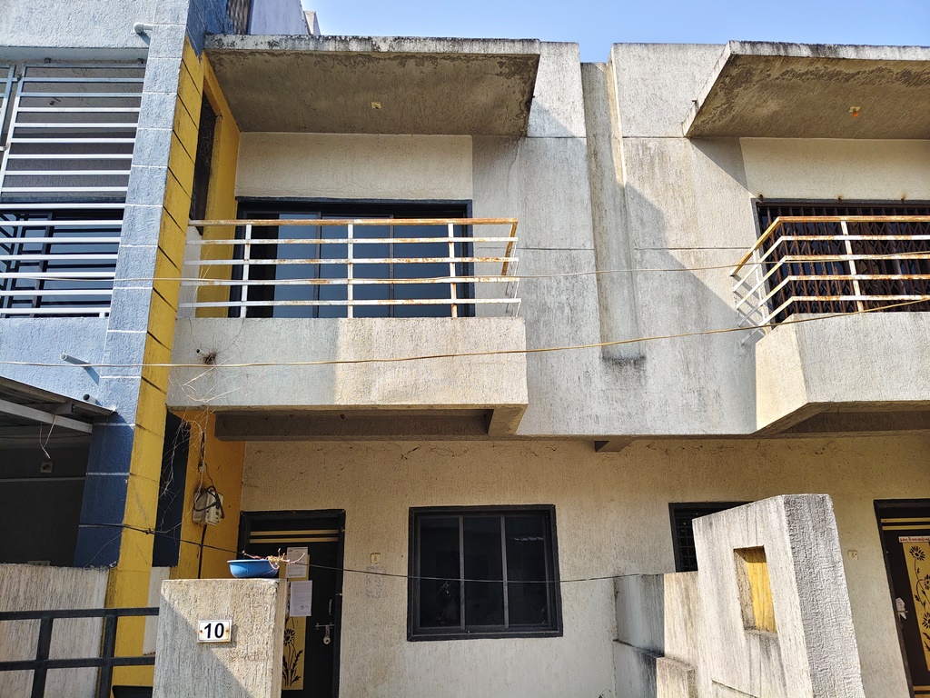 IDBI Bank Auctions for Residential property in Surat, Gujarat image 2 of 2 in Mandvi Surat, Surat | IDBI Bank auction property
