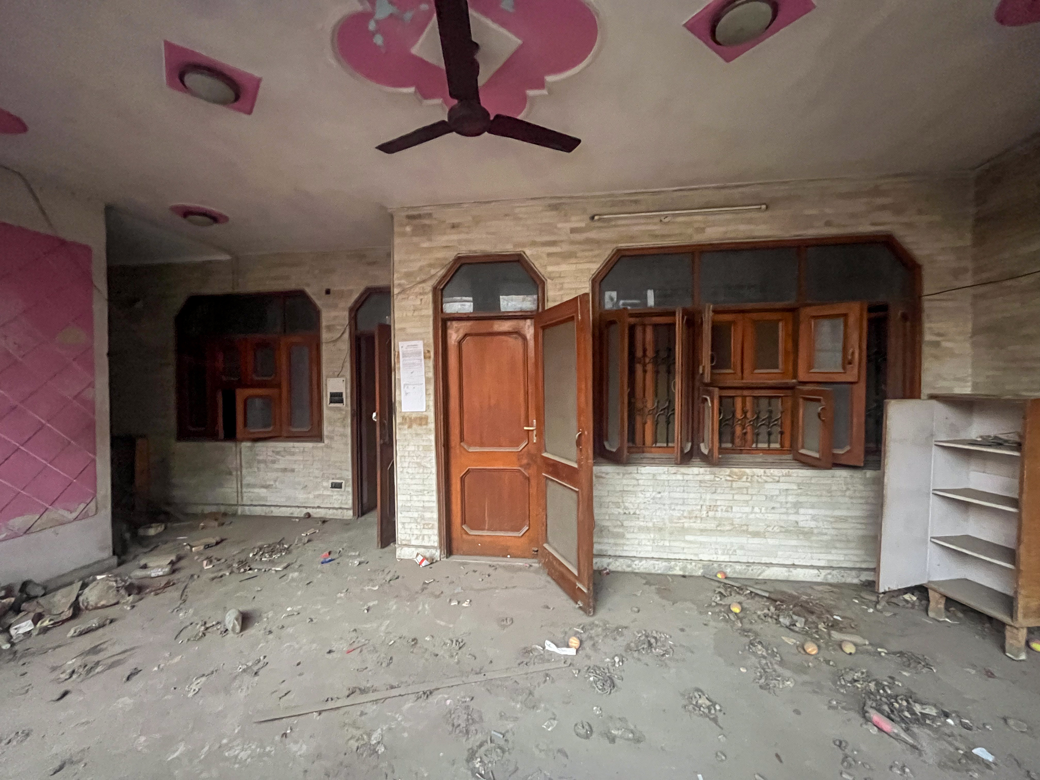 Indian Overseas Bank Auctions for Residential property in New Delhi, Delhi image 5 of 25 in New Delhi, New Delhi | Indian Overseas Bank auction property