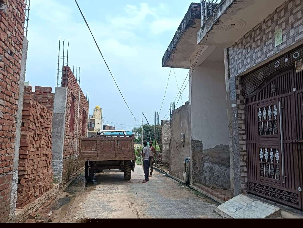 Punjab National Bank Auctions for Residential property in Etah, Uttar Pradesh image 2 of 3 in Jalesar, Etah | Punjab National Bank auction property