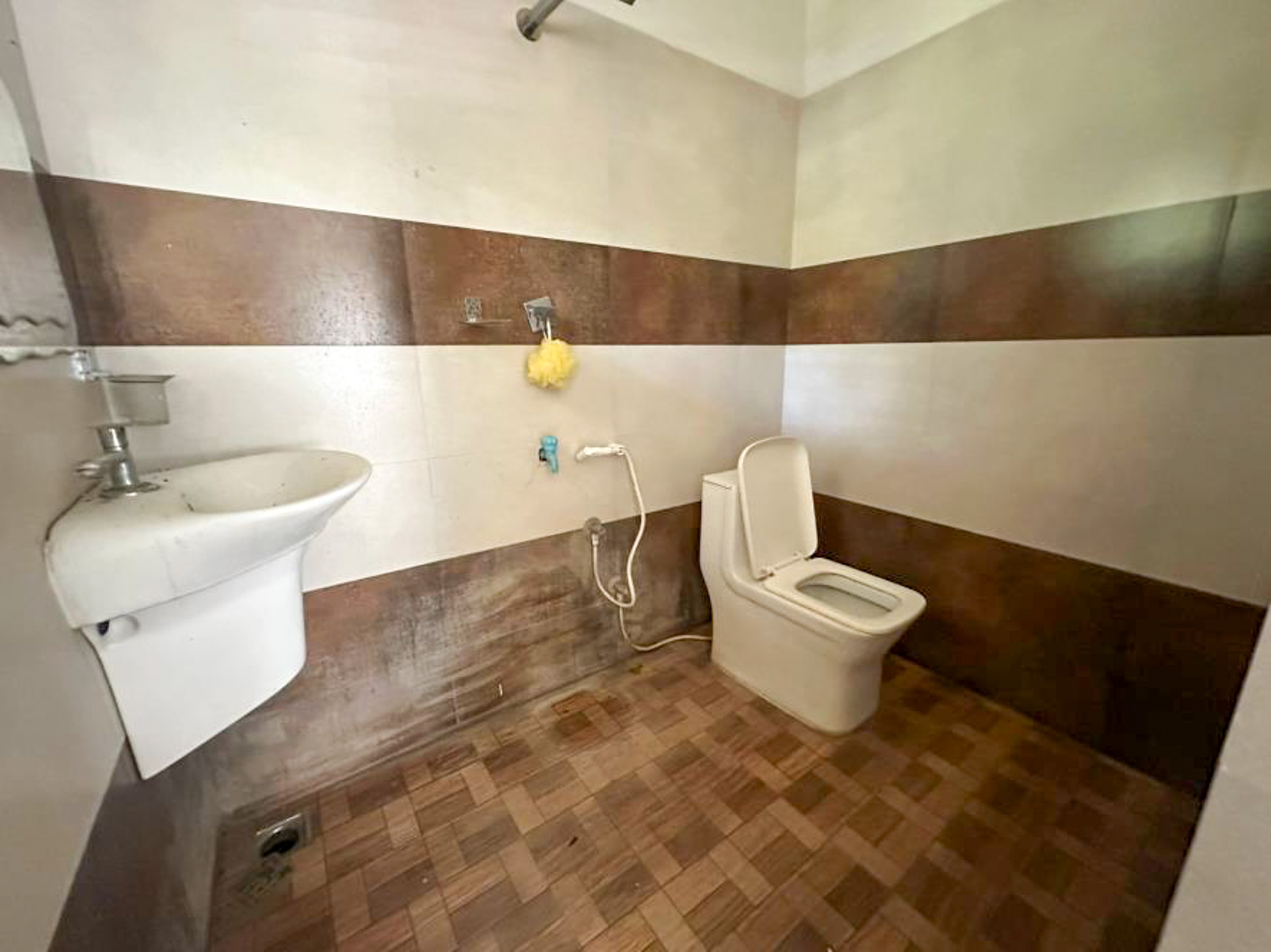 State Bank of India Auctions for Residential property in Kozhikode, Kerala image 17 of 25 in Kozhikode, Kozhikode | State Bank of India auction property