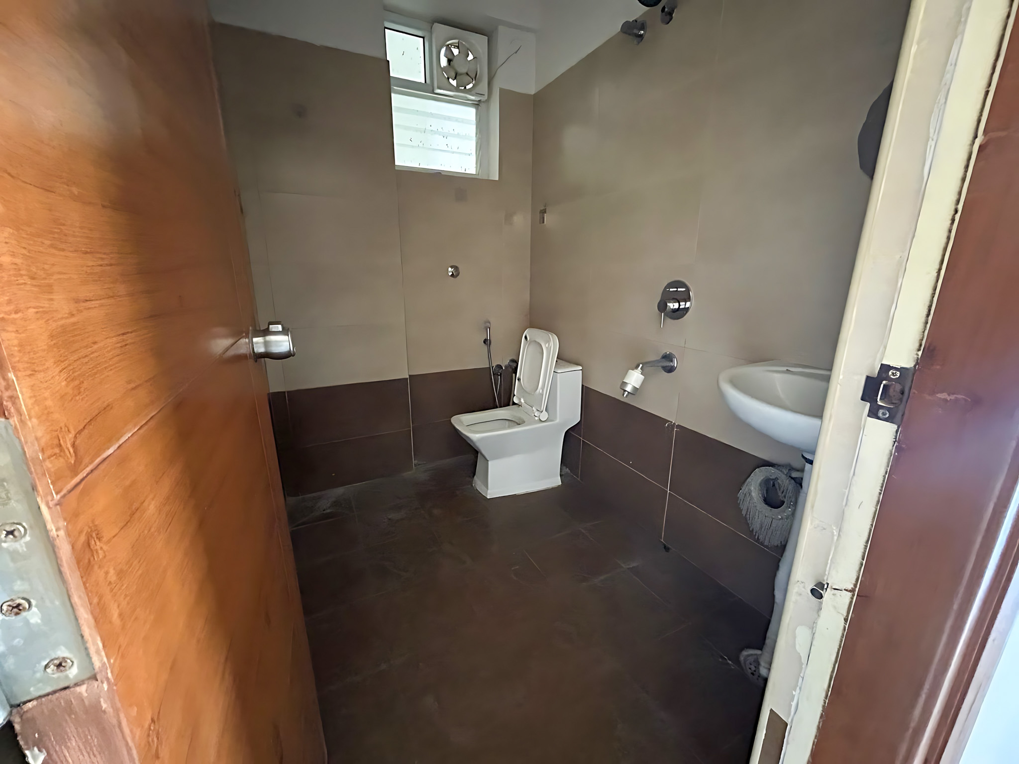 State Bank of India Auctions for Residential property in Bengaluru, Karnataka image 20 of 25 in Bengaluru, Bengaluru | State Bank of India auction property