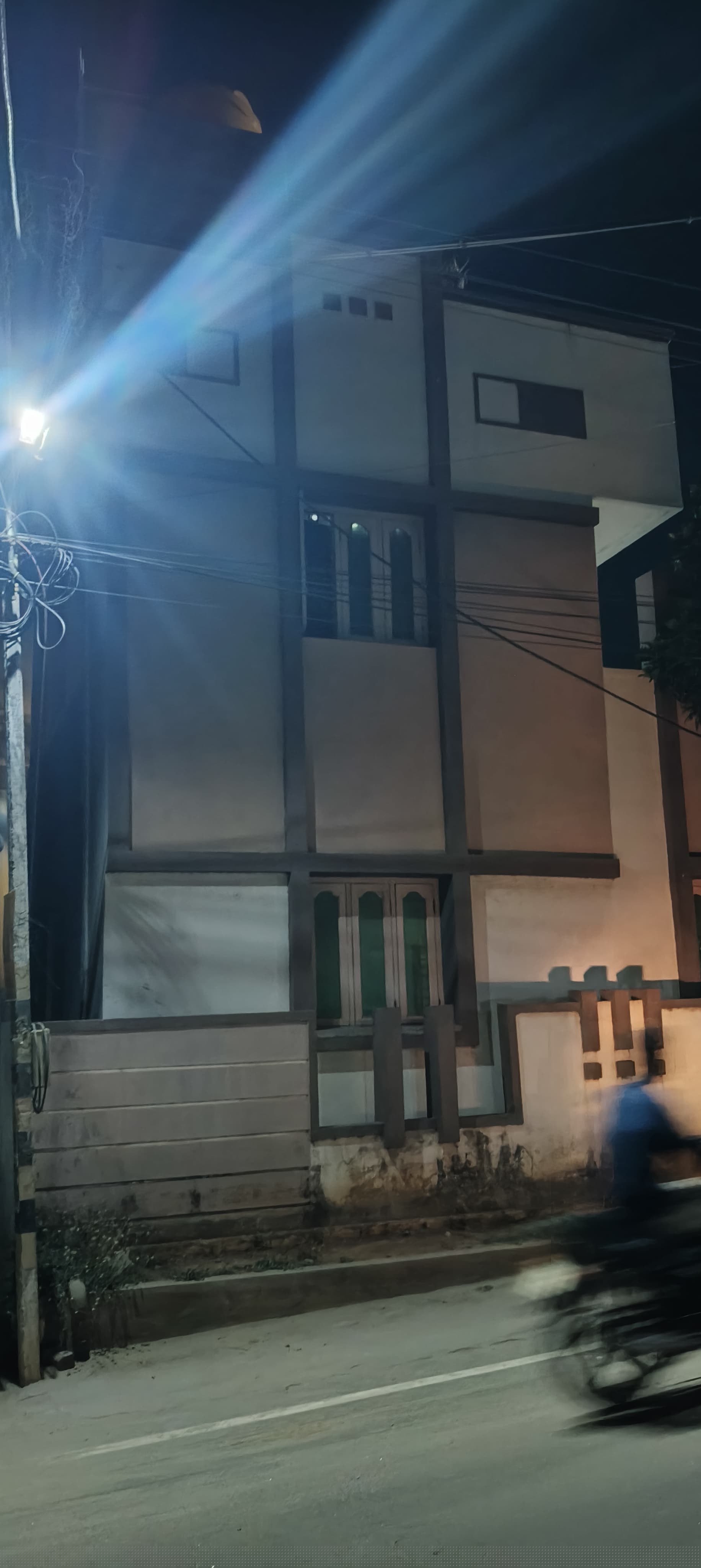 Punjab National Bank Auctions for Residential property in Krishnagiri, Tamil Nadu image 3 of 7 in Avalapalli, Krishnagiri | Punjab National Bank auction property