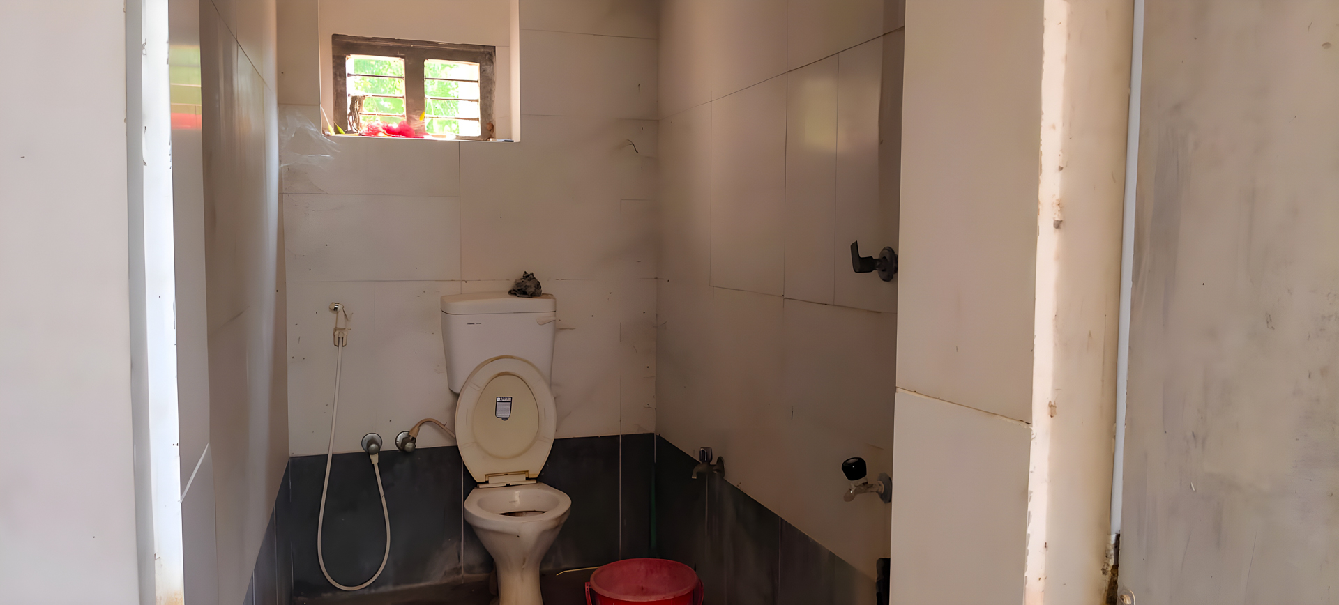 State Bank of India Auctions for Residential property in Eluru, Andhra Pradesh image 10 of 16 in Eluru, Eluru | State Bank of India auction property