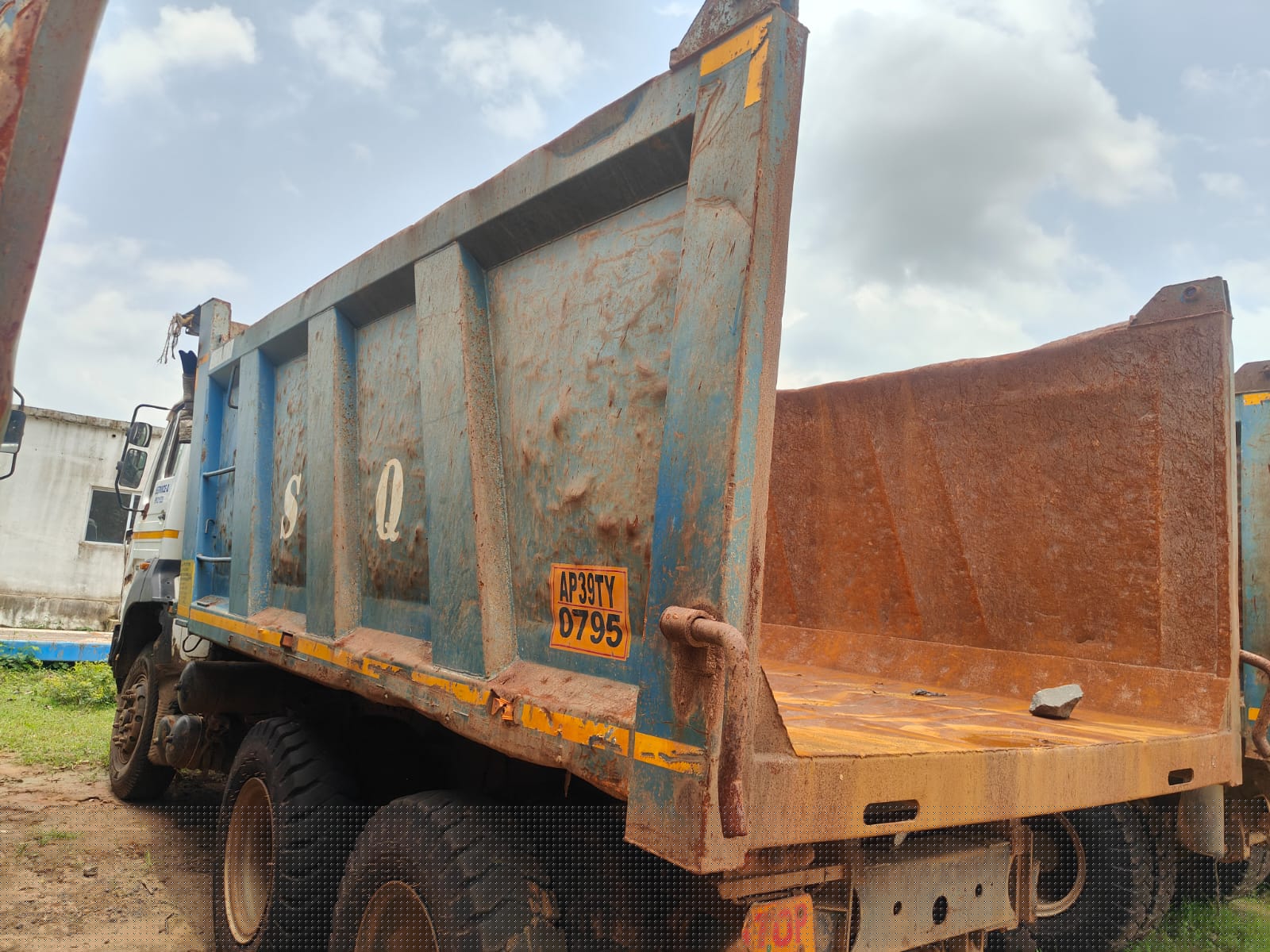 State Bank of India Auctions for Vehicle Auctions property in East Godavari, Andhra Pradesh image 2 of 4 in Rajamahendravaram, East Godavari | State Bank of India auction property