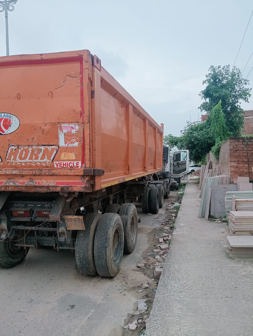 Bank of India Auctions for Vehicle Auctions property in Varanasi, Uttar Pradesh image 3 of 4 in Varanasi, Varanasi | Bank of India auction property