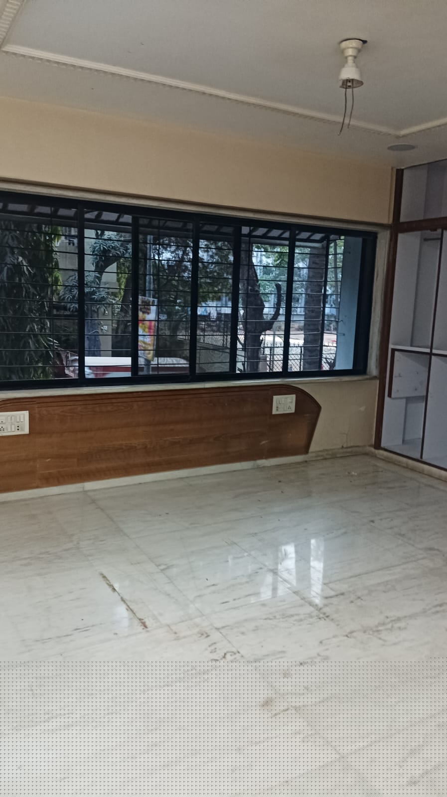 IDBI Bank Auctions for Residential property in Mumbai, Maharashtra image 5 of 6 in Mumbai, Mumbai | IDBI Bank auction property