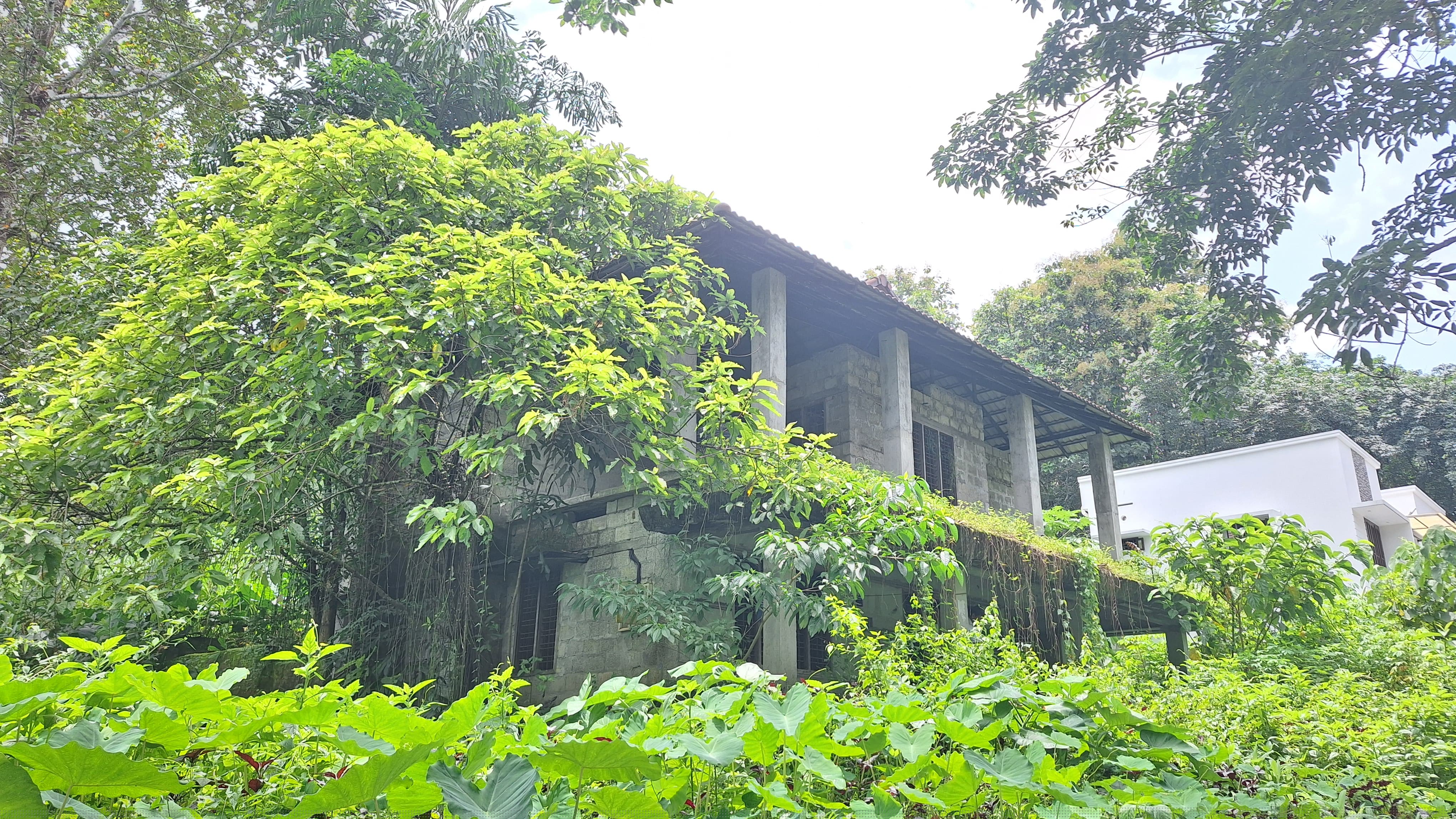 State Bank of India Auctions for Residential property in Pathanamthitta, Kerala image 2 of 10 in Adoor, Pathanamthitta | State Bank of India auction property