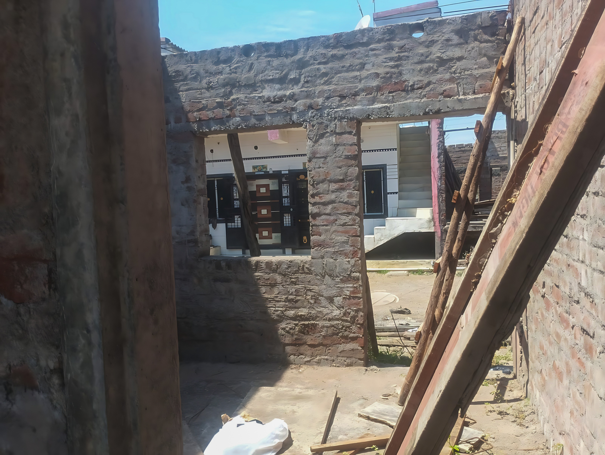 Indian Bank Auctions for Residential property in Surat, Gujarat image 8 of 13 in GIDC Vankar Textile Park, Surat | Indian Bank auction property