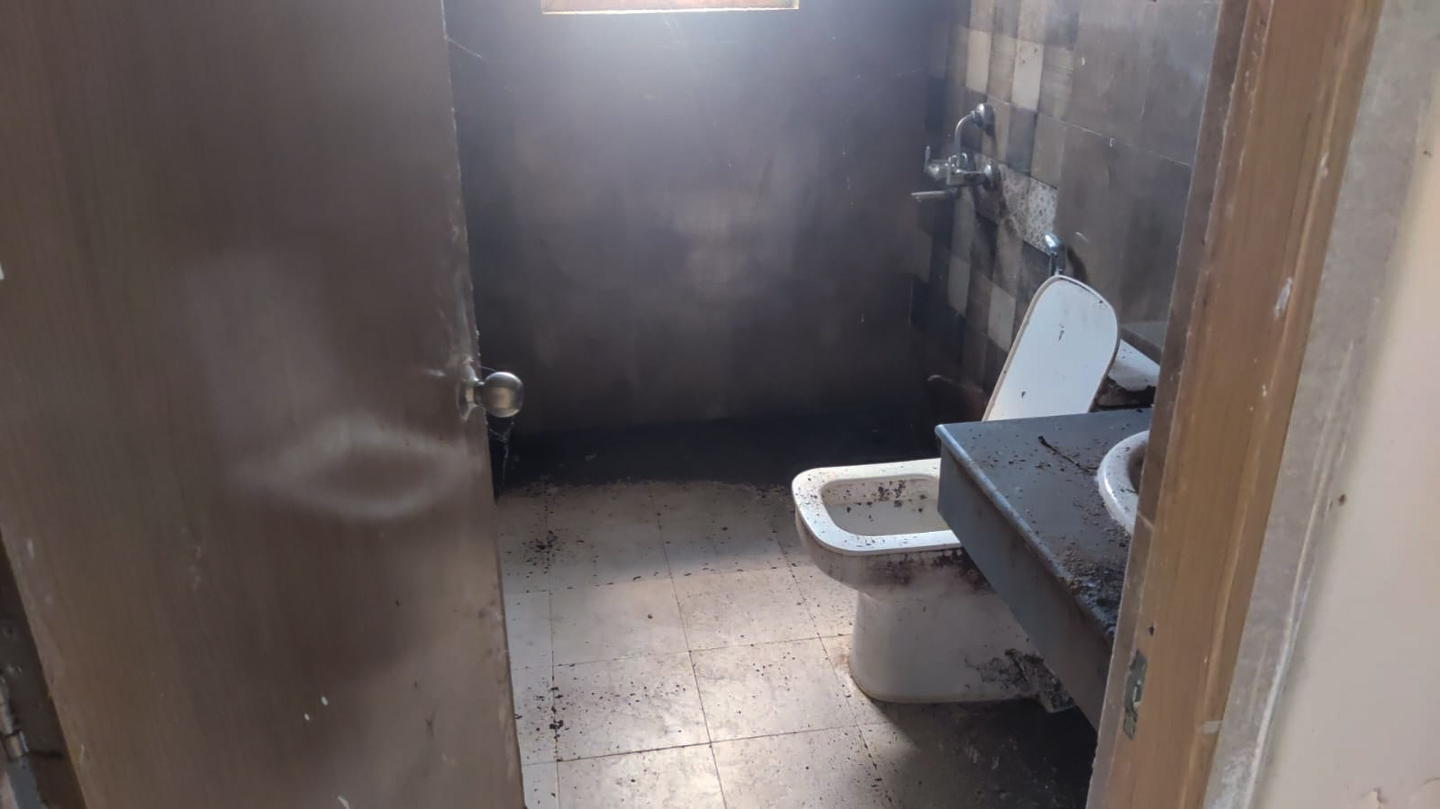 State Bank of India Auctions for Residential property in Mandya, Karnataka image 12 of 25 in Srirangapatna, Mandya | State Bank of India auction property